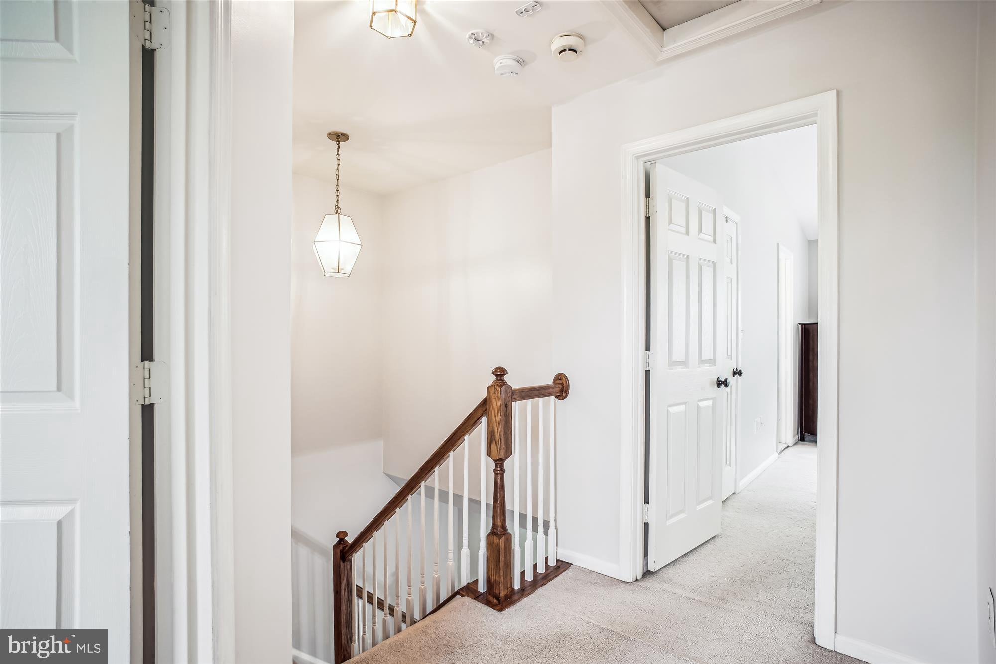 KINGSTOWNE - Residential Lease