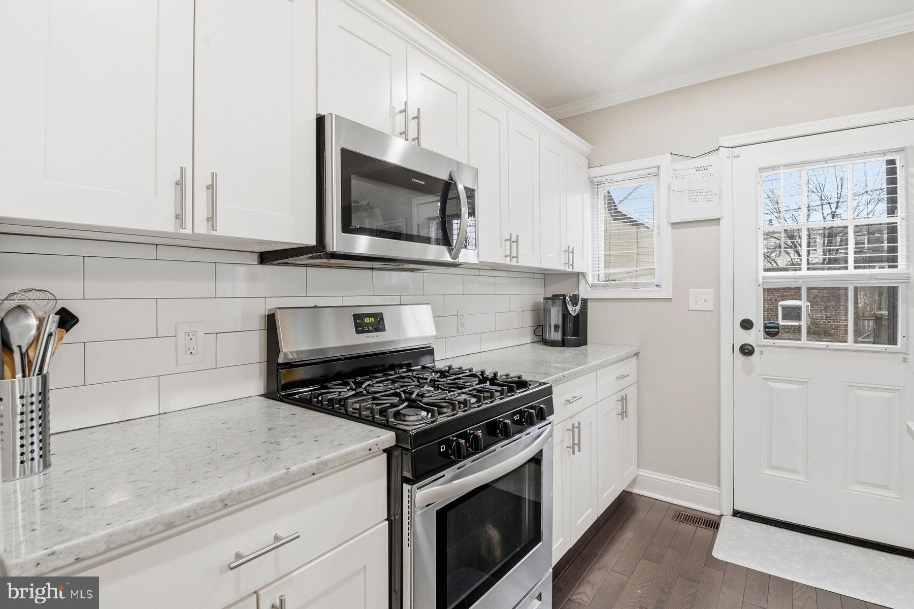 DUNDALK MANOR - Residential