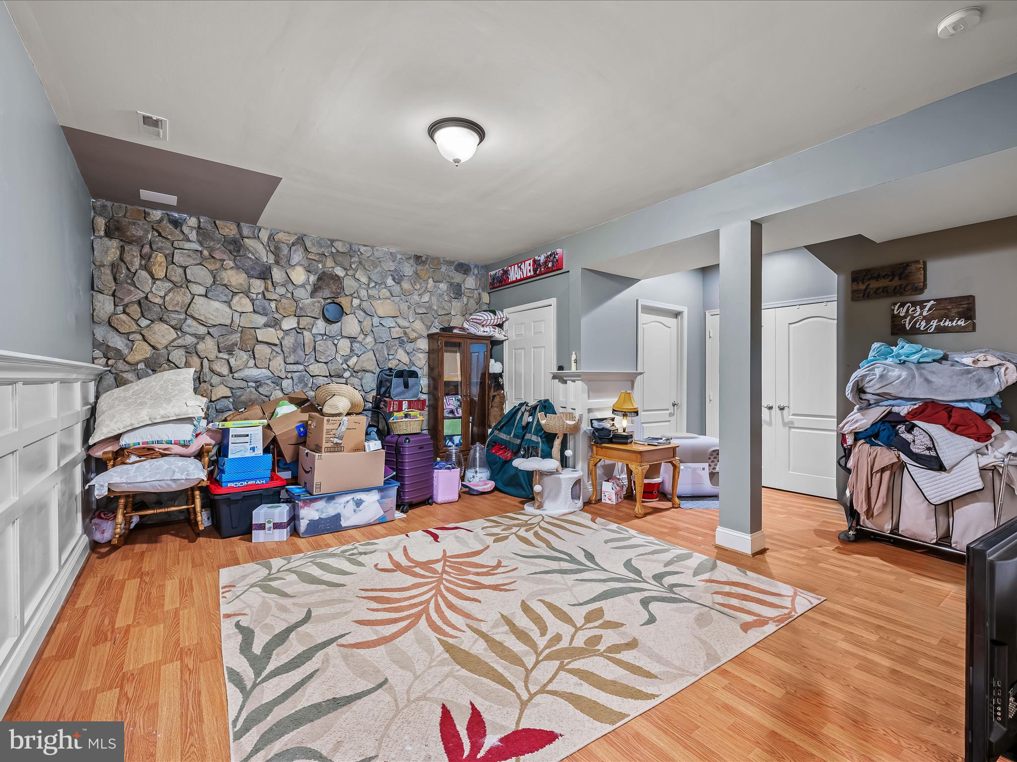 SLEEPY CREEK MOUNTAIN RETREAT - Residential