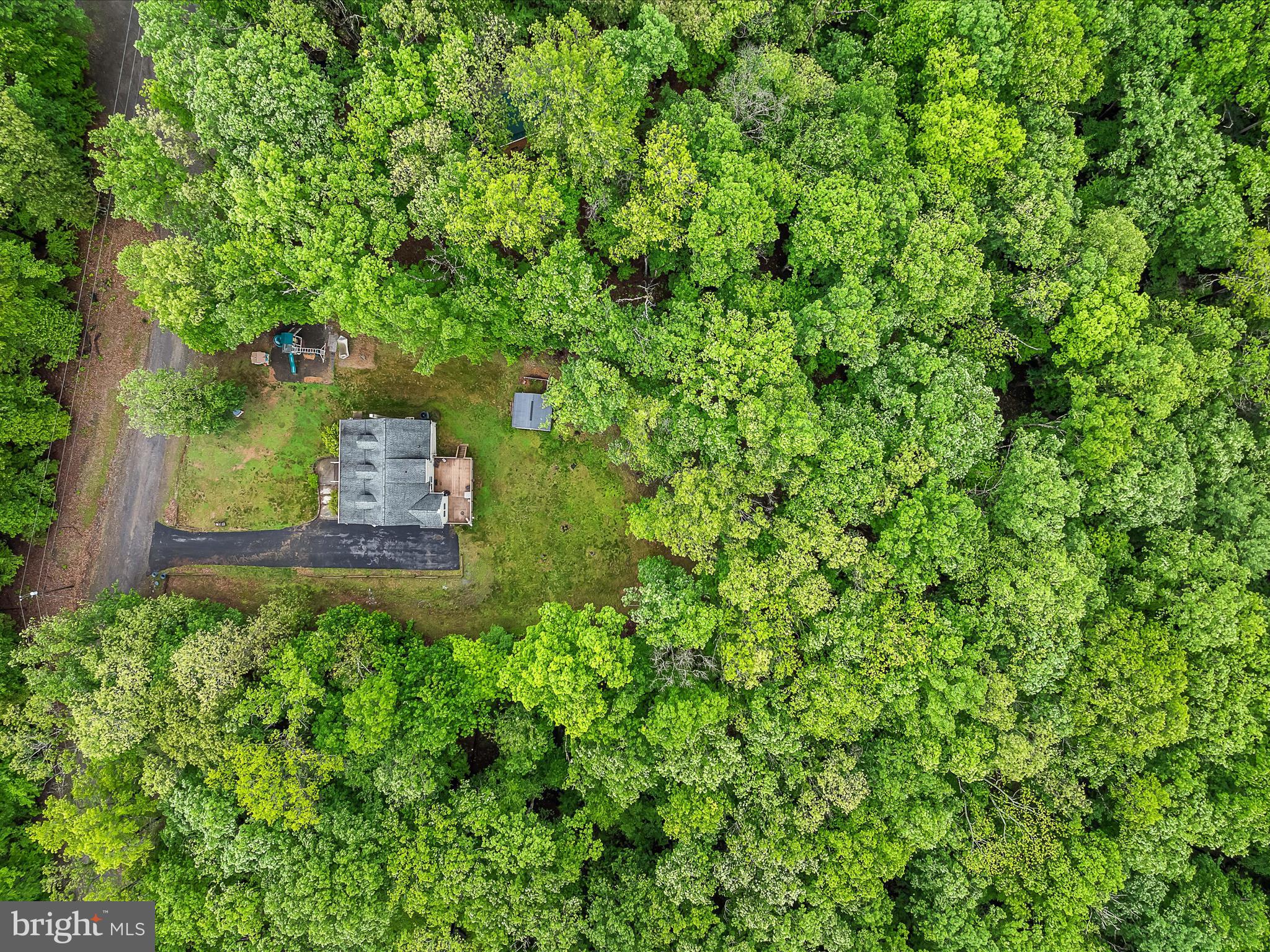 SLEEPY CREEK MOUNTAIN RETREAT - Residential