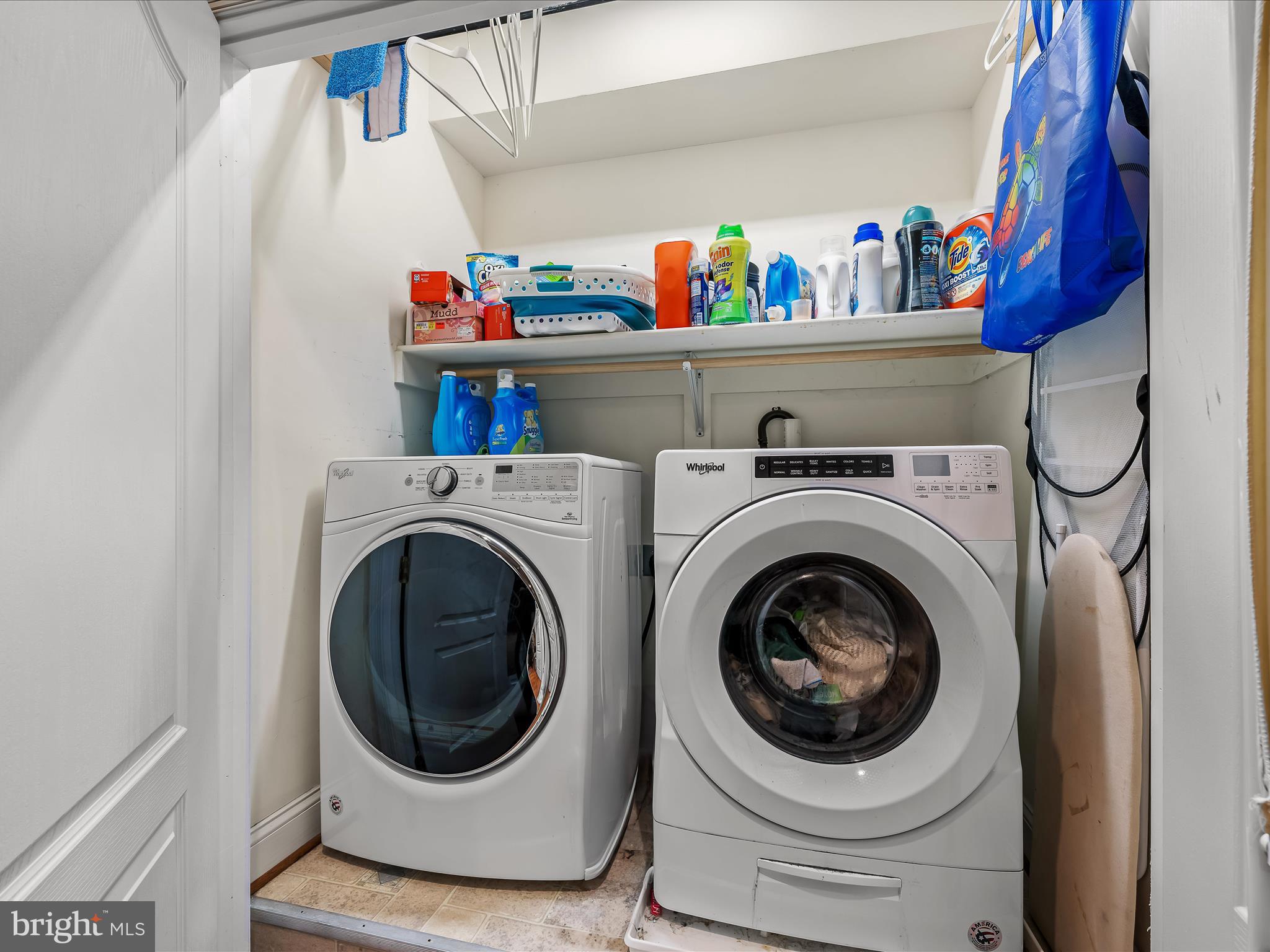 SLEEPY CREEK MOUNTAIN RETREAT - Residential