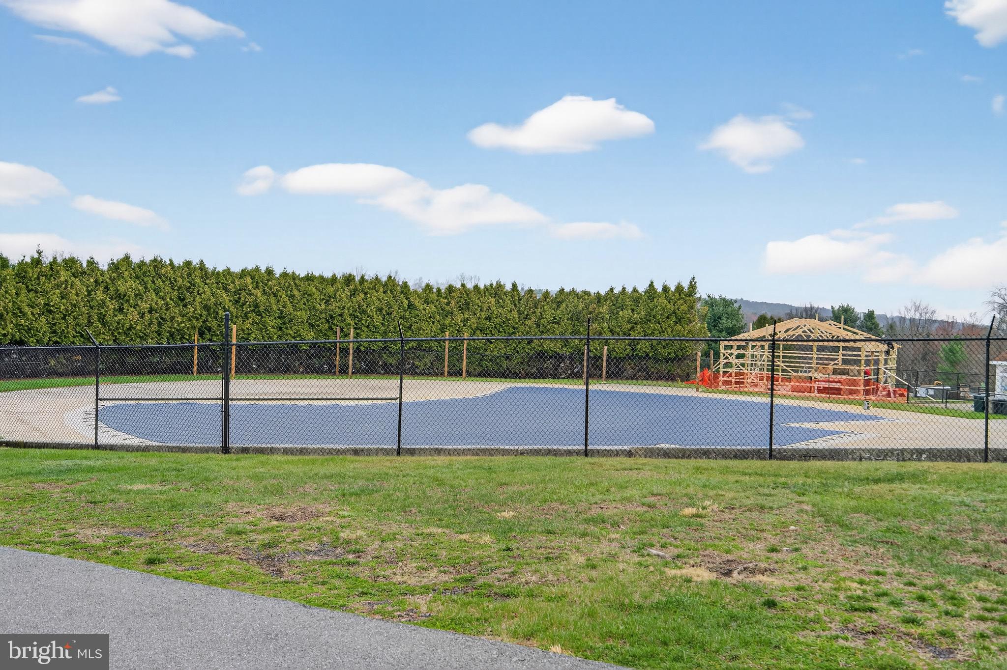 LAKE WYNONAH - Residential