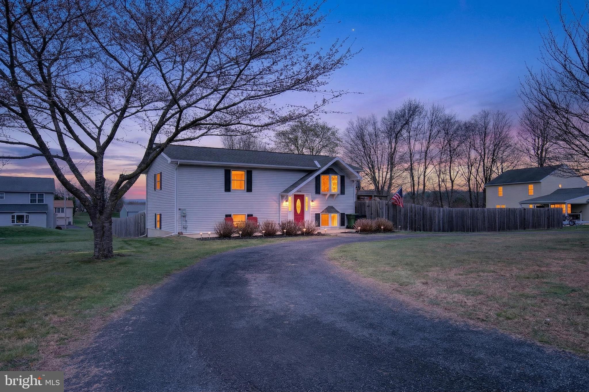 LAKE WYNONAH - Residential