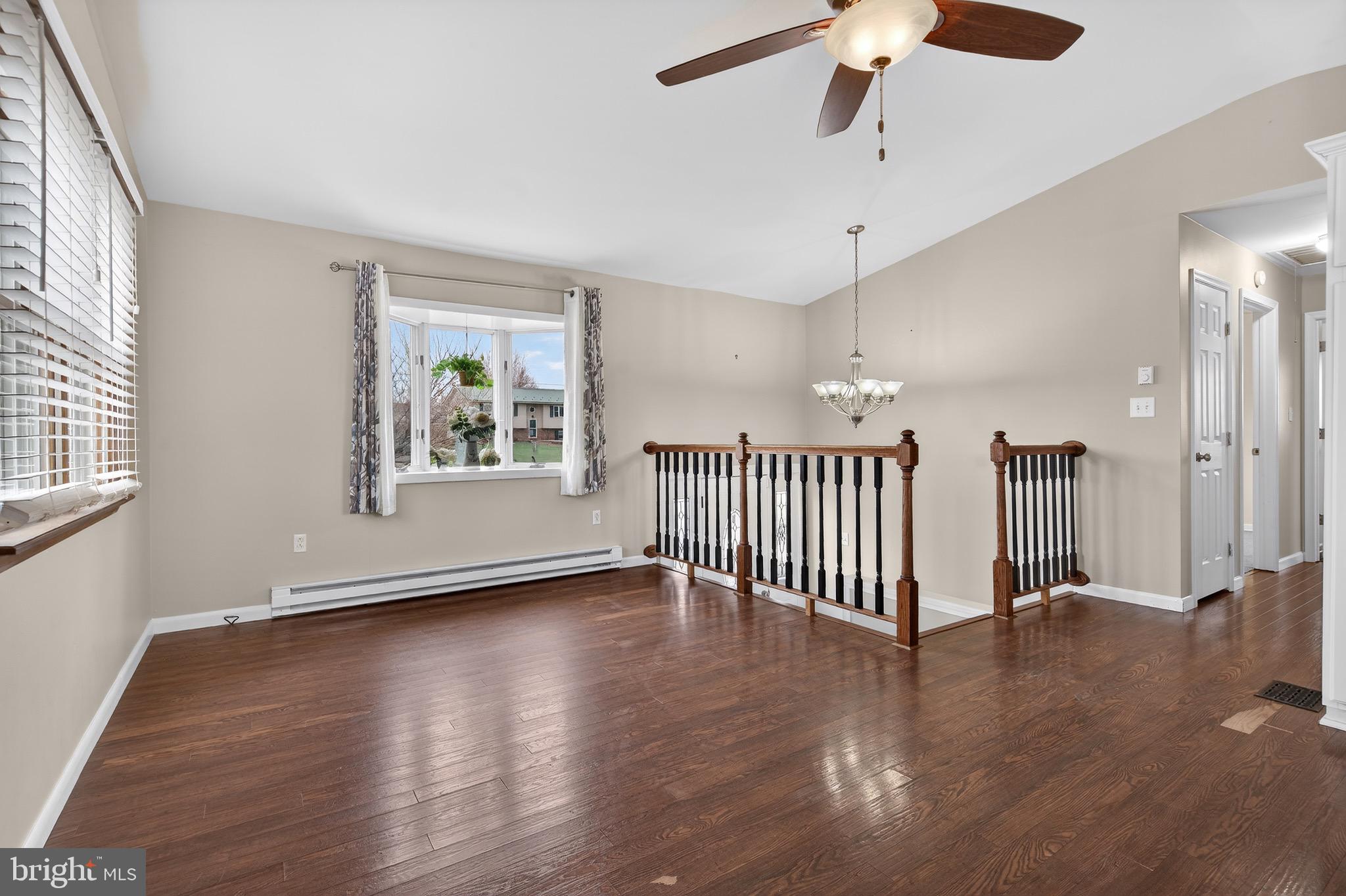 LAKE WYNONAH - Residential