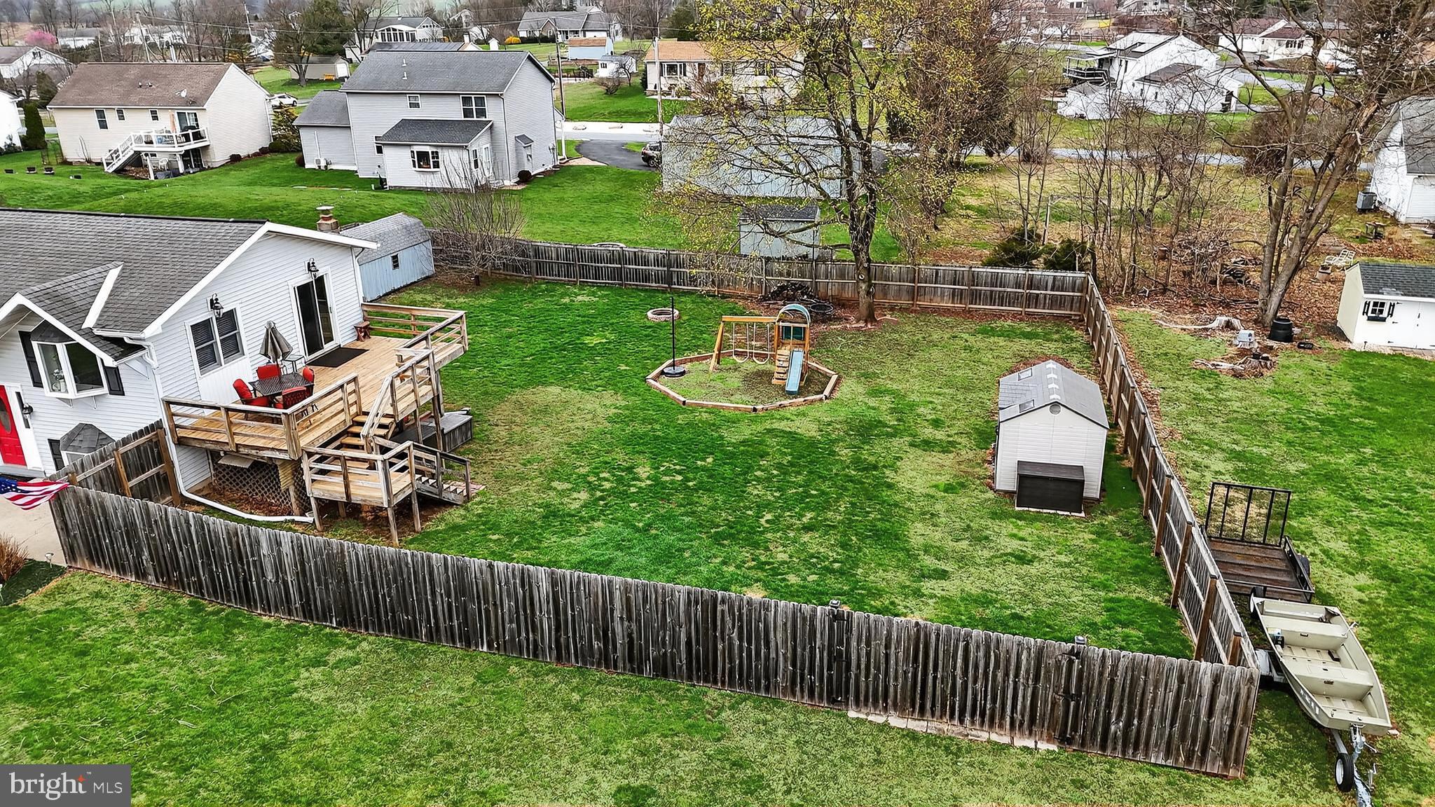 LAKE WYNONAH - Residential