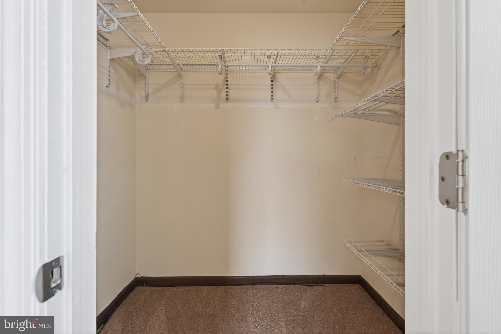 LAKE WYNONAH - Residential