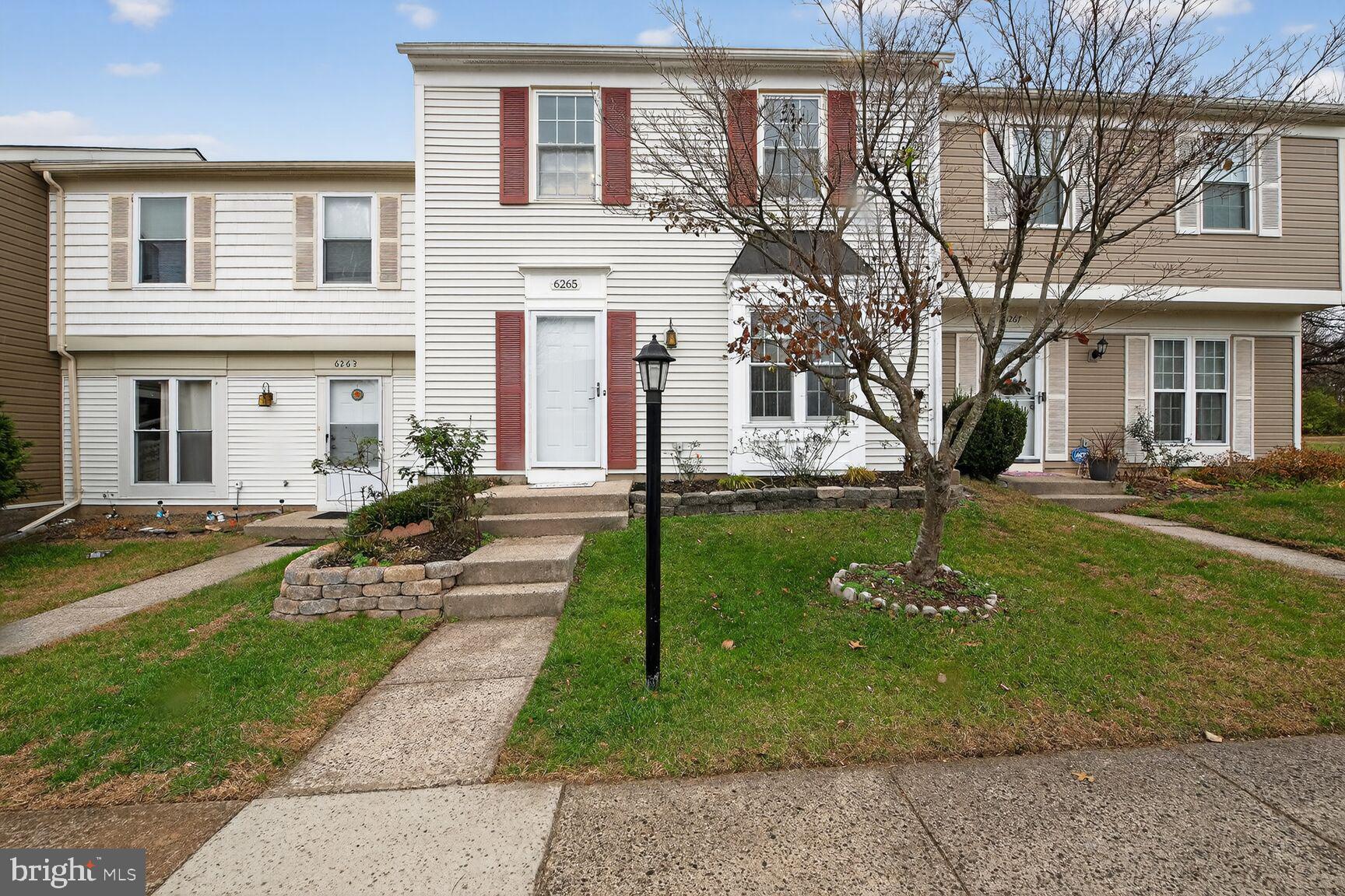 LONDON TOWN WEST - Residential Lease