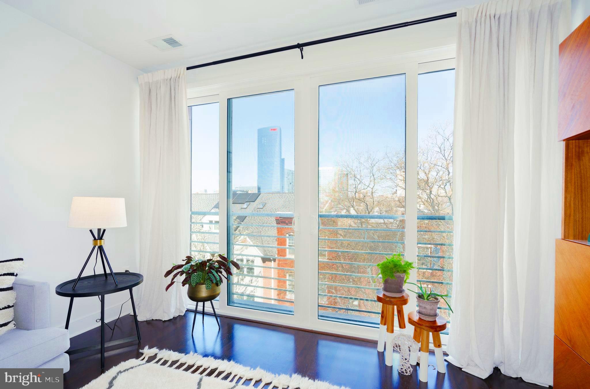 GRADUATE HOSPITAL - Residential