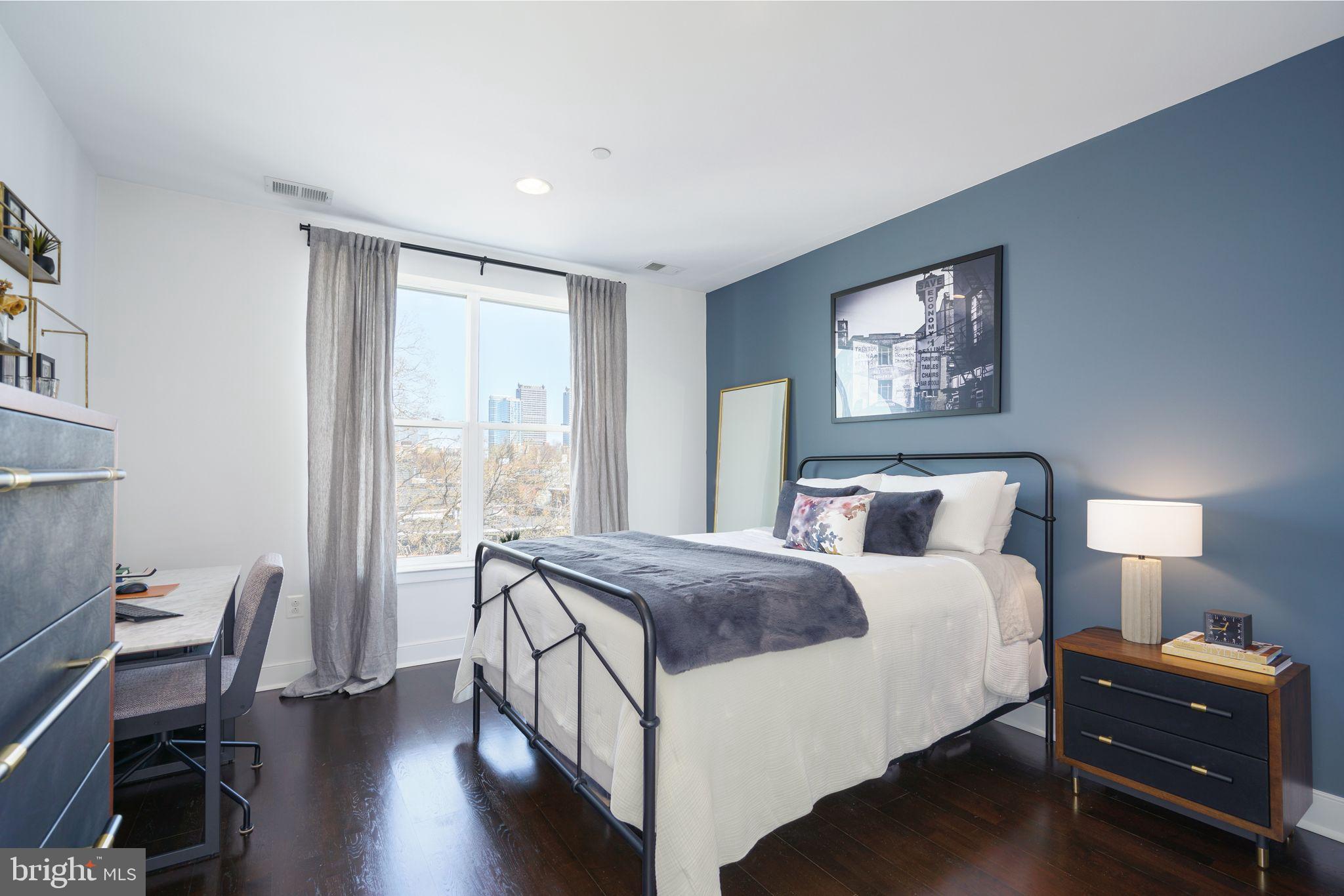 GRADUATE HOSPITAL - Residential