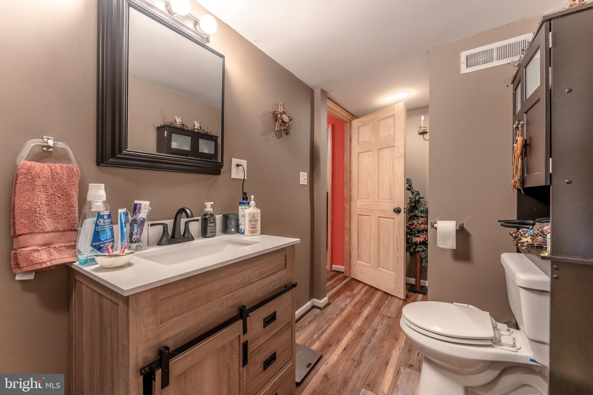 RINGTOWN - Residential