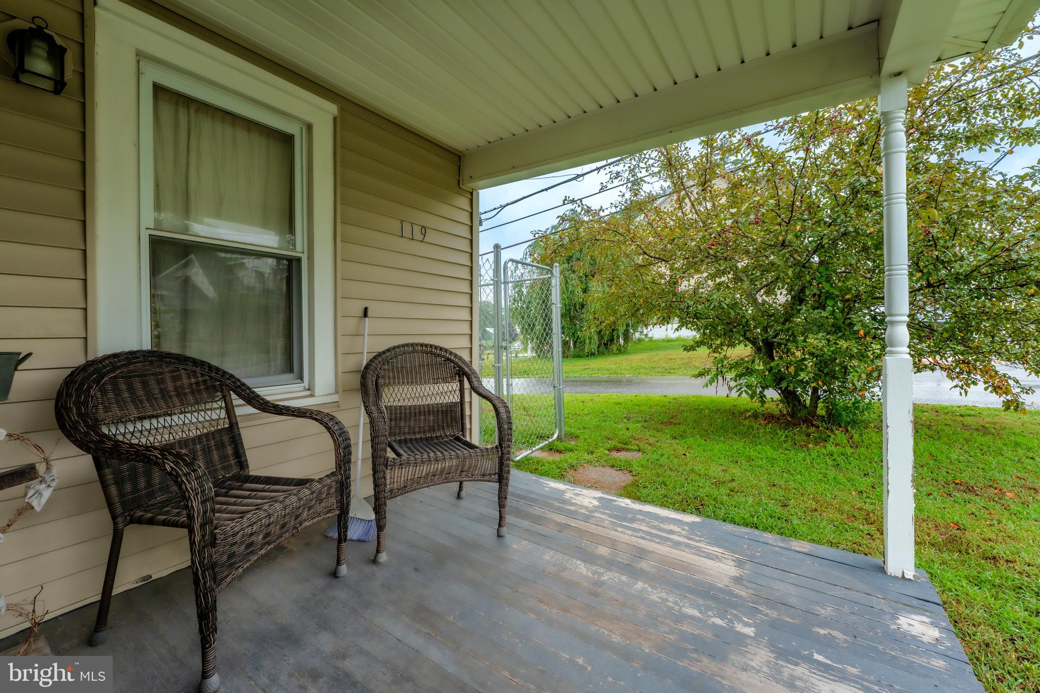 RINGTOWN - Residential