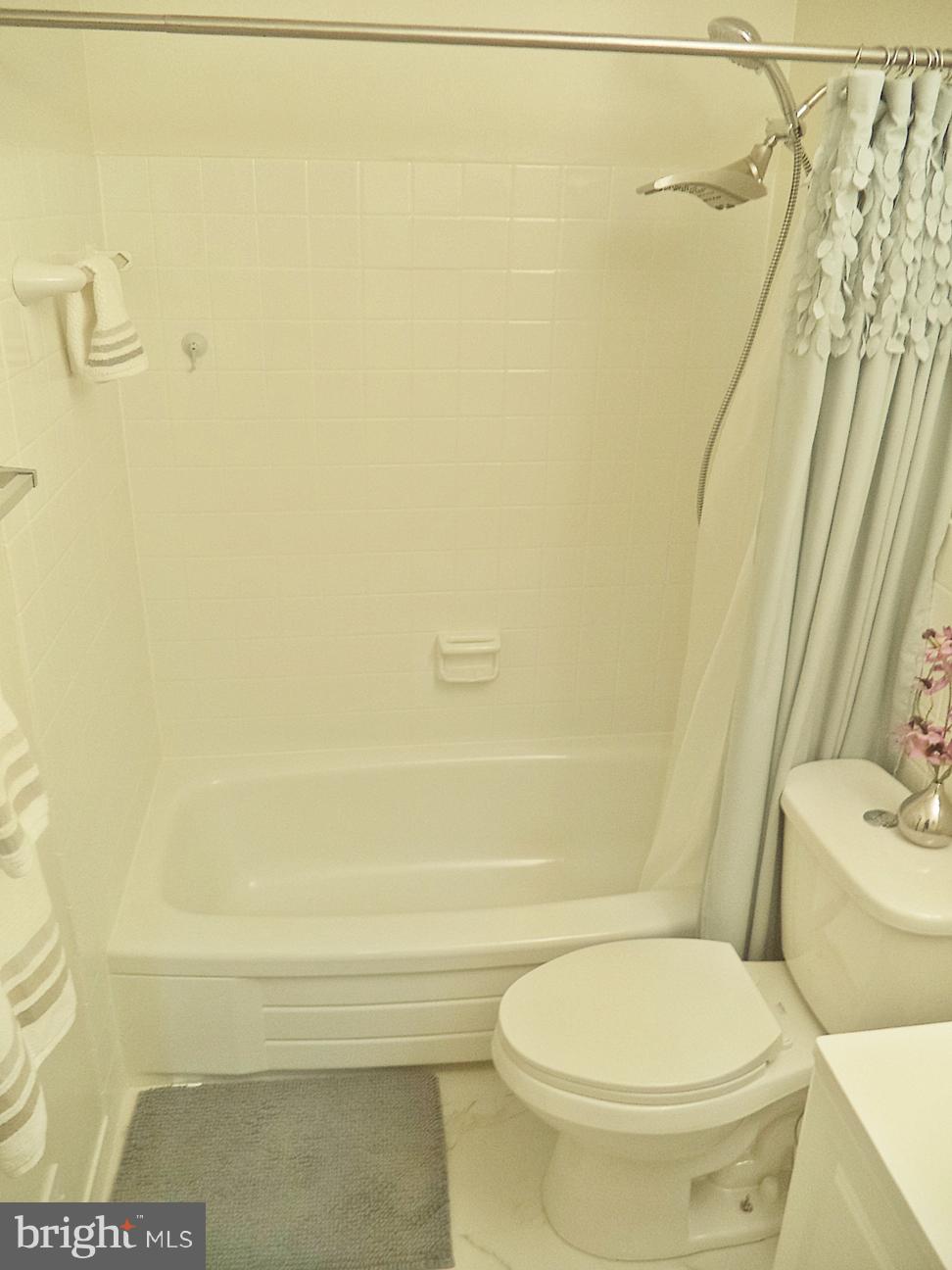 REGENT SQUARE - Residential