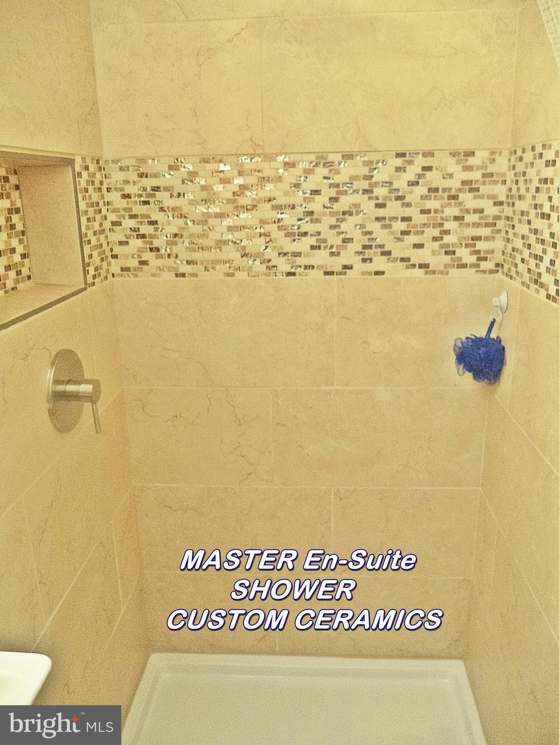 REGENT SQUARE - Residential