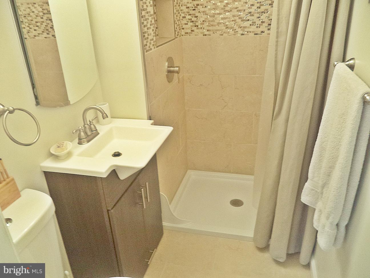 REGENT SQUARE - Residential