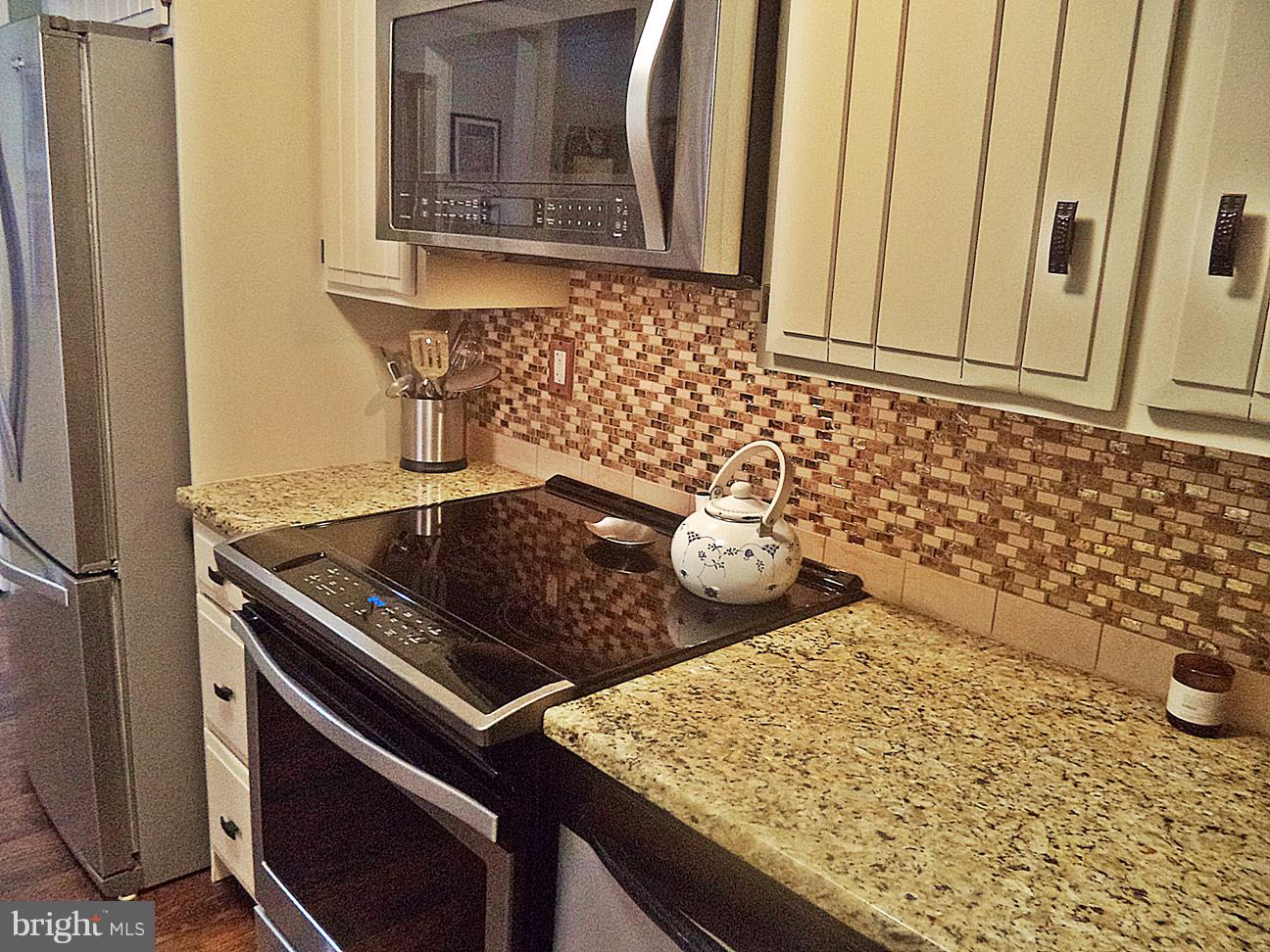 REGENT SQUARE - Residential