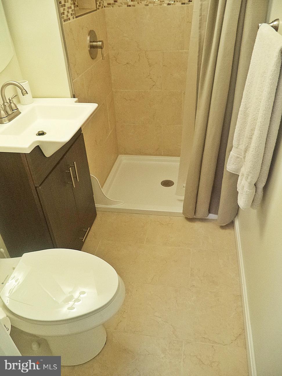 REGENT SQUARE - Residential