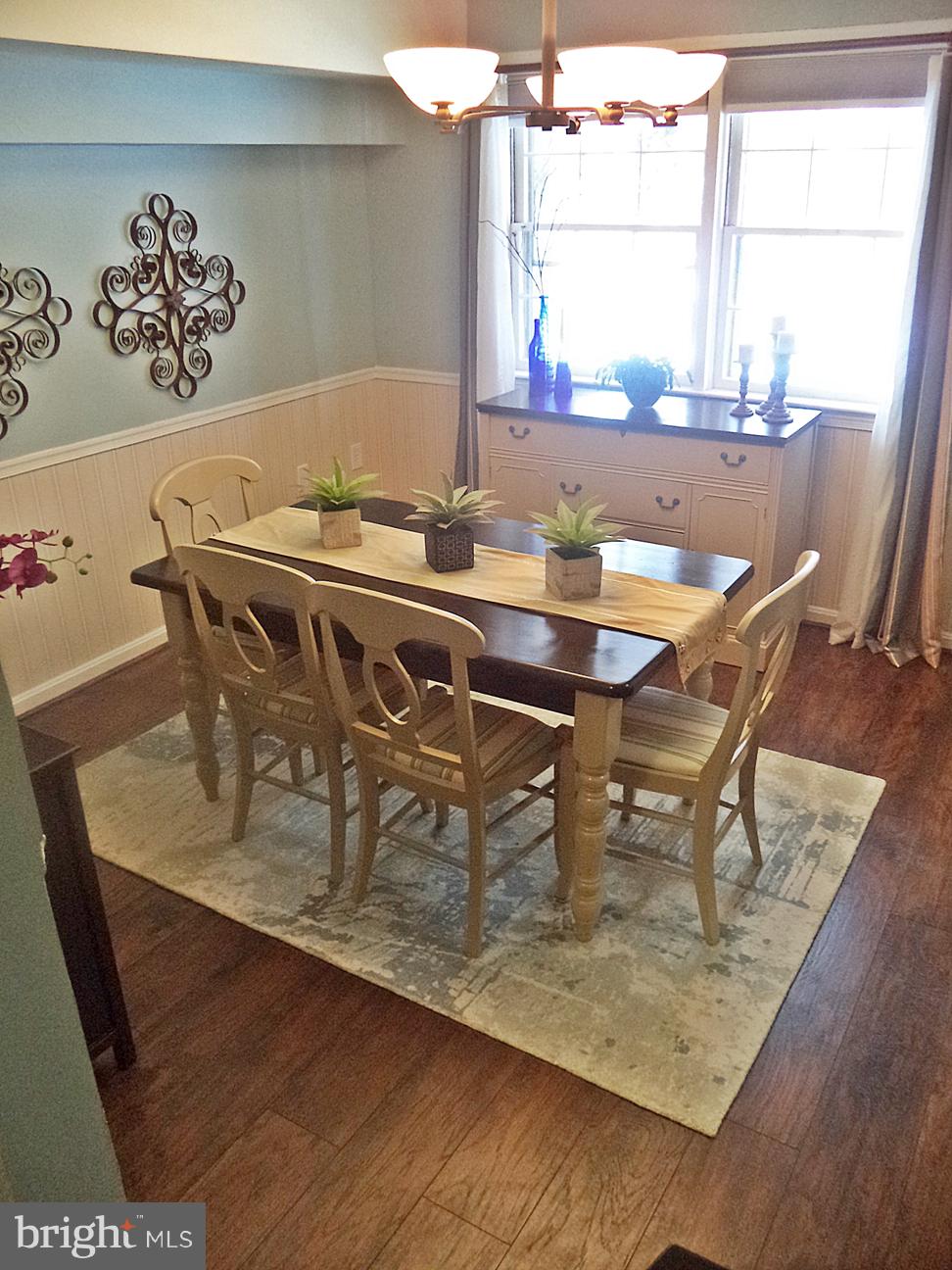 REGENT SQUARE - Residential