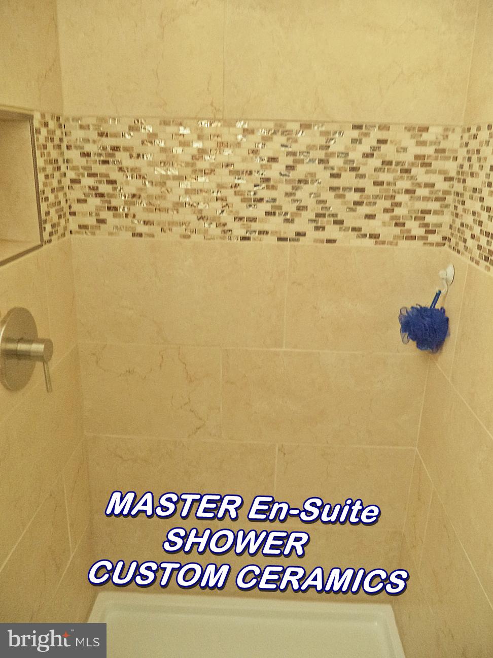 REGENT SQUARE - Residential