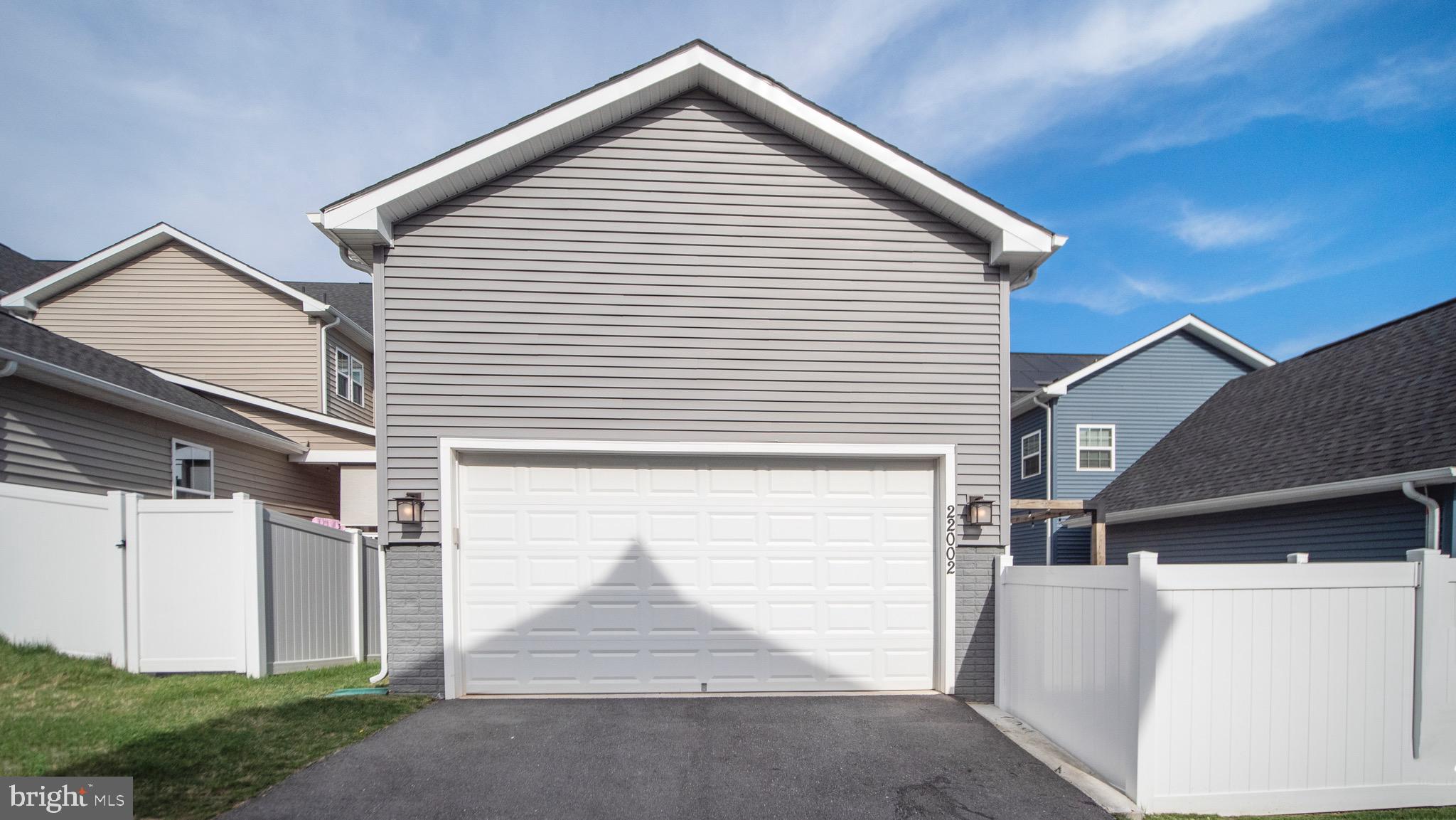 CABIN BRANCH - Residential