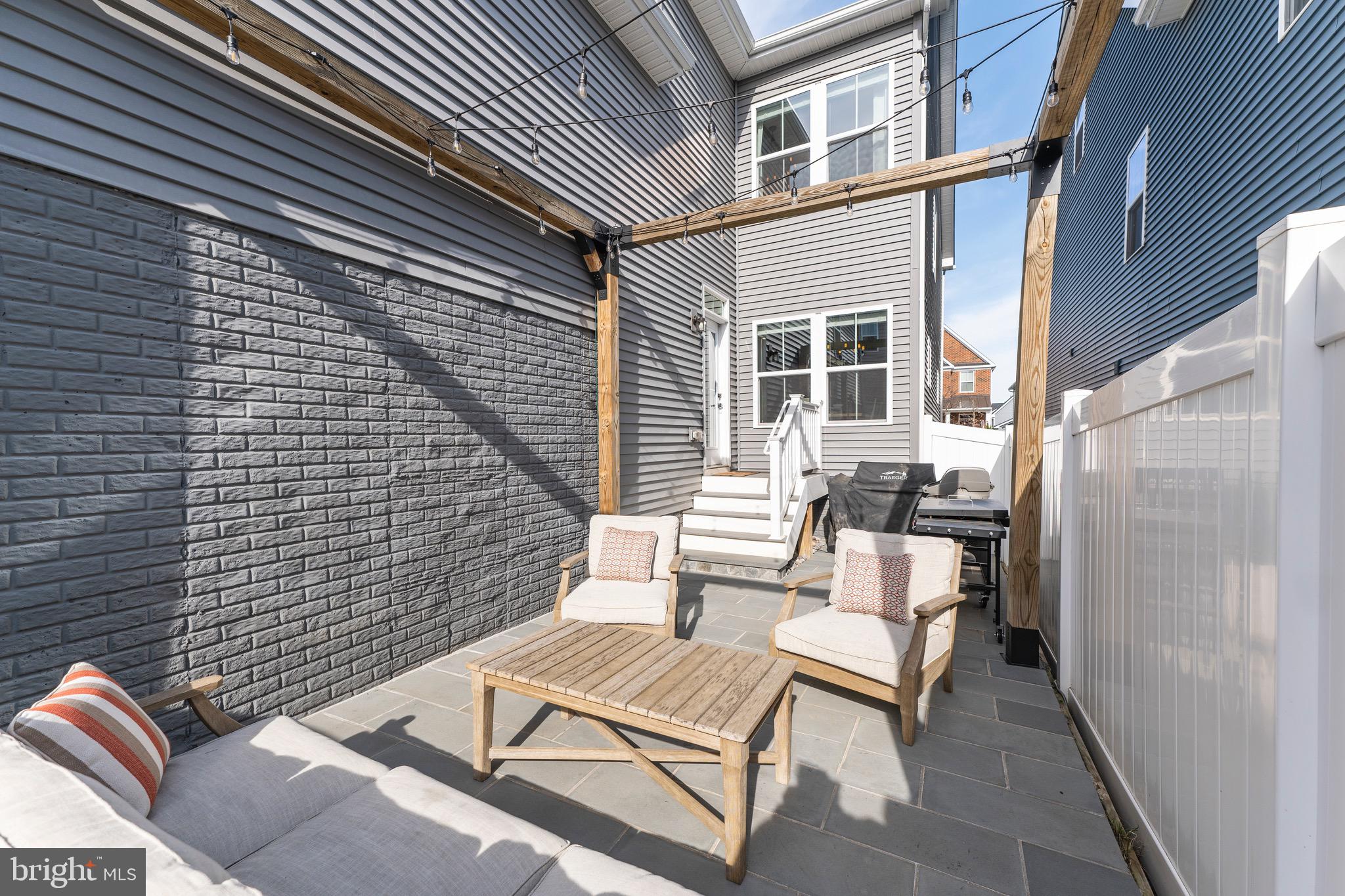 CABIN BRANCH - Residential