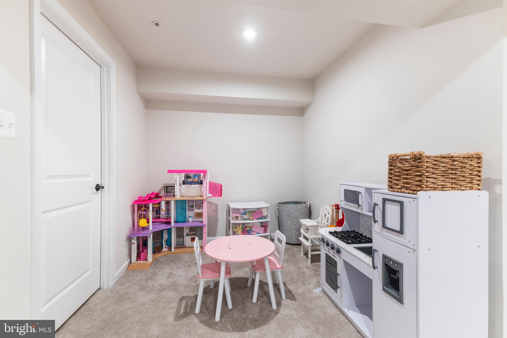 CABIN BRANCH - Residential