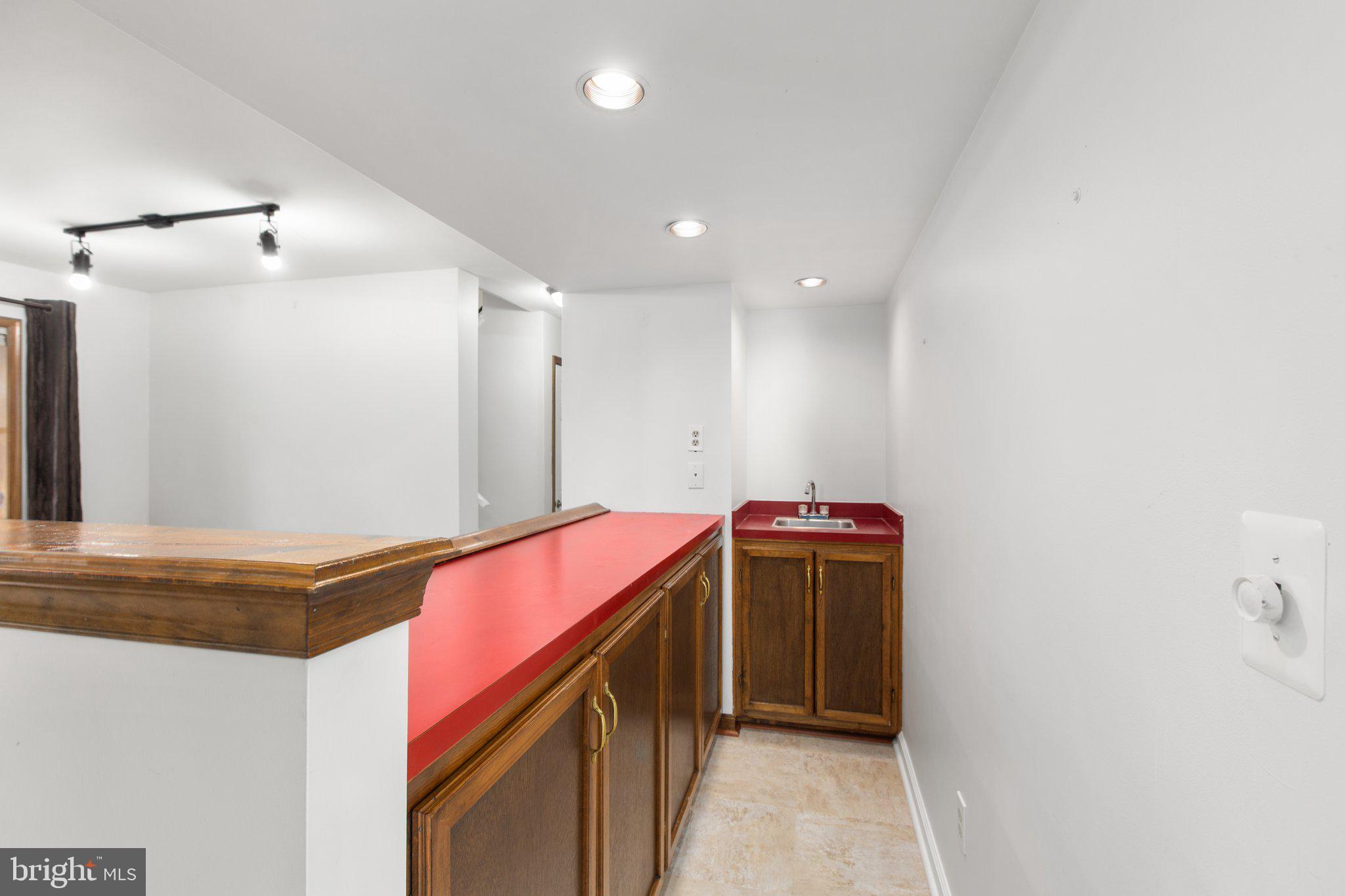 LAURELWOOD - Residential