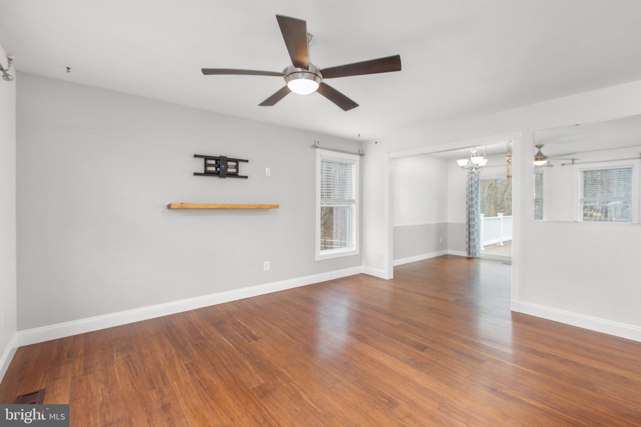 LAURELWOOD - Residential