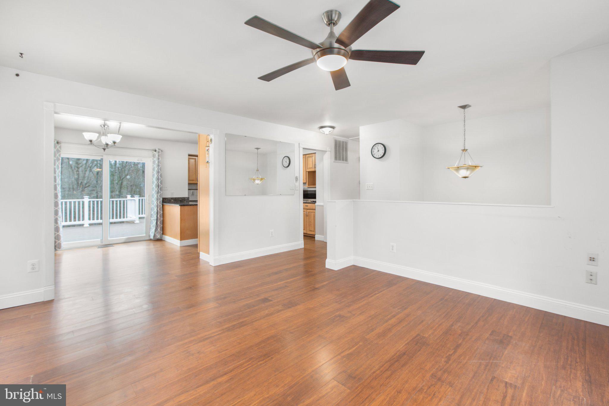 LAURELWOOD - Residential