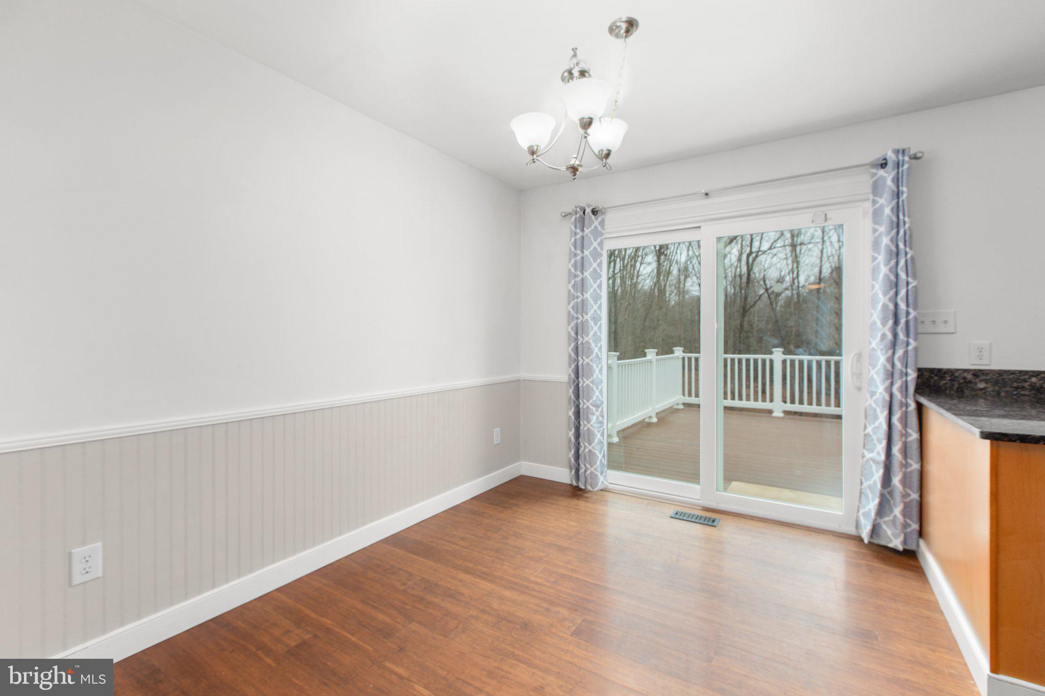 LAURELWOOD - Residential