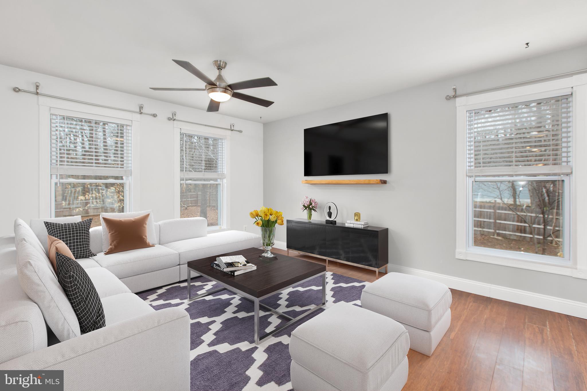 LAURELWOOD - Residential