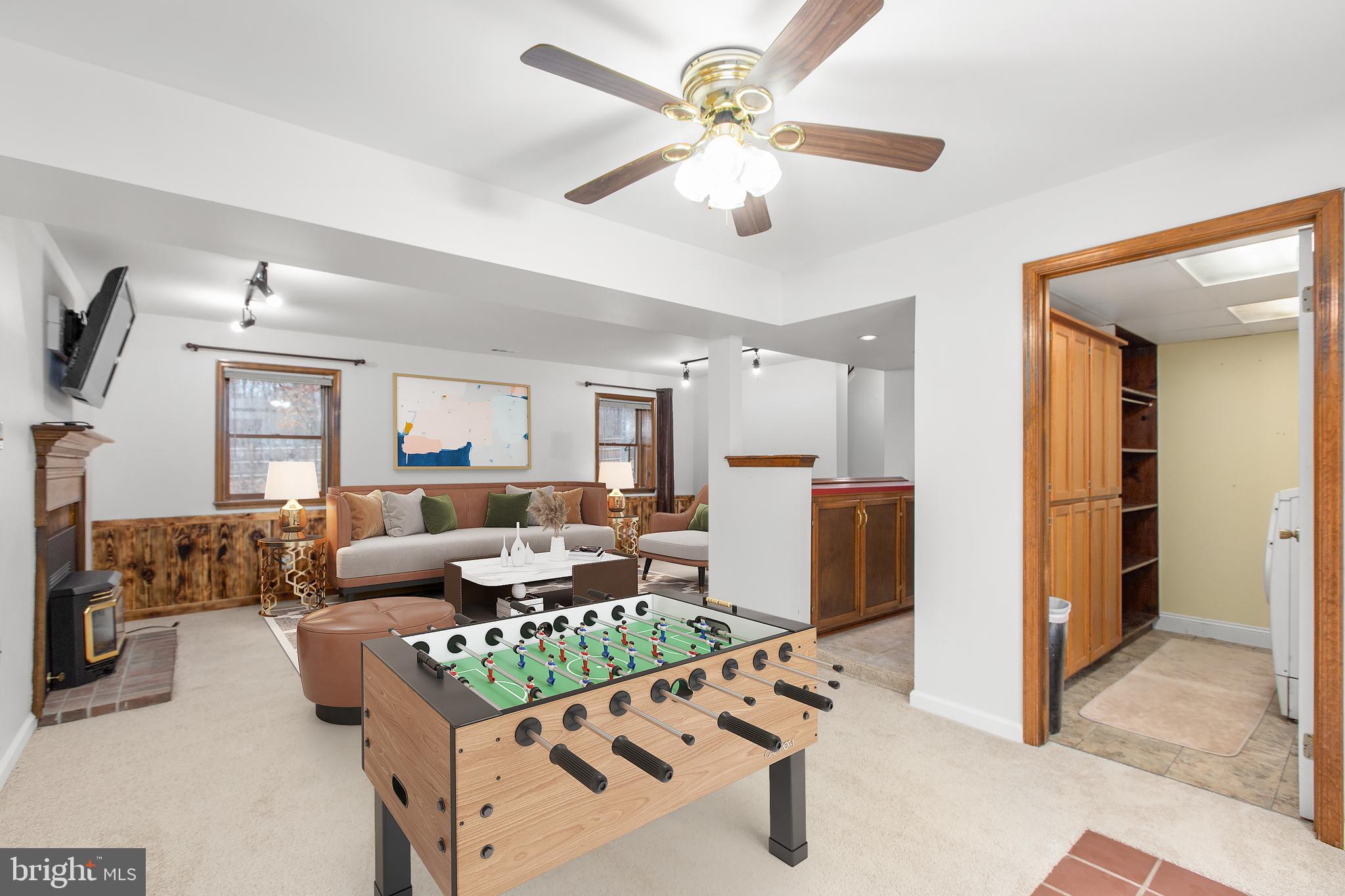 LAURELWOOD - Residential