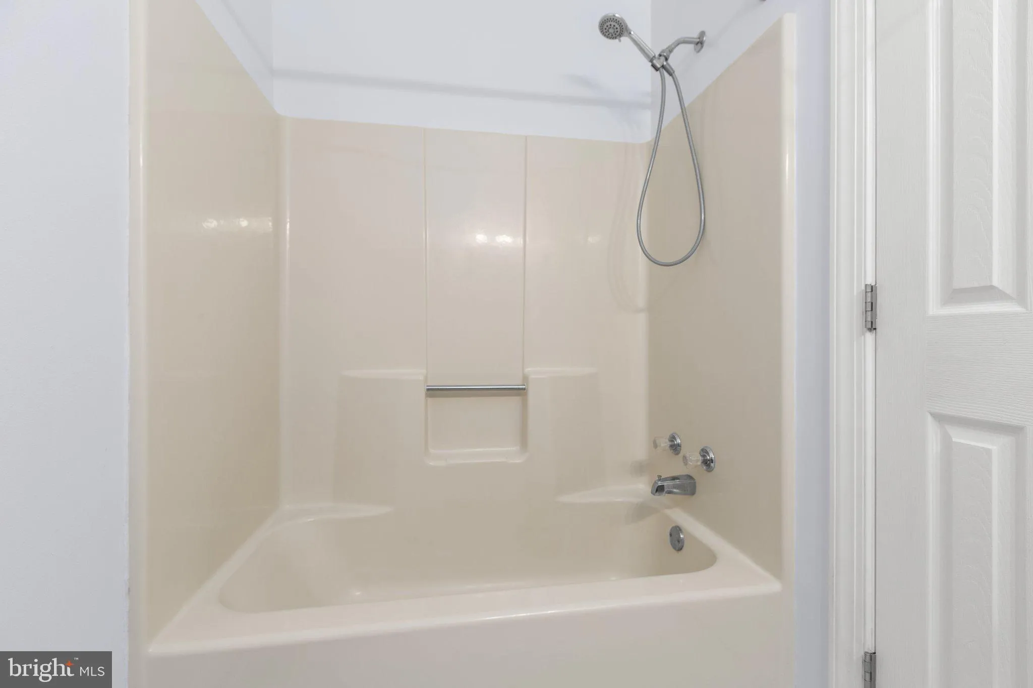 Fredericksburg, Virginia 22406, United States, 4 Bedrooms Bedrooms, ,3 BathroomsBathrooms,Residential,Active,98654