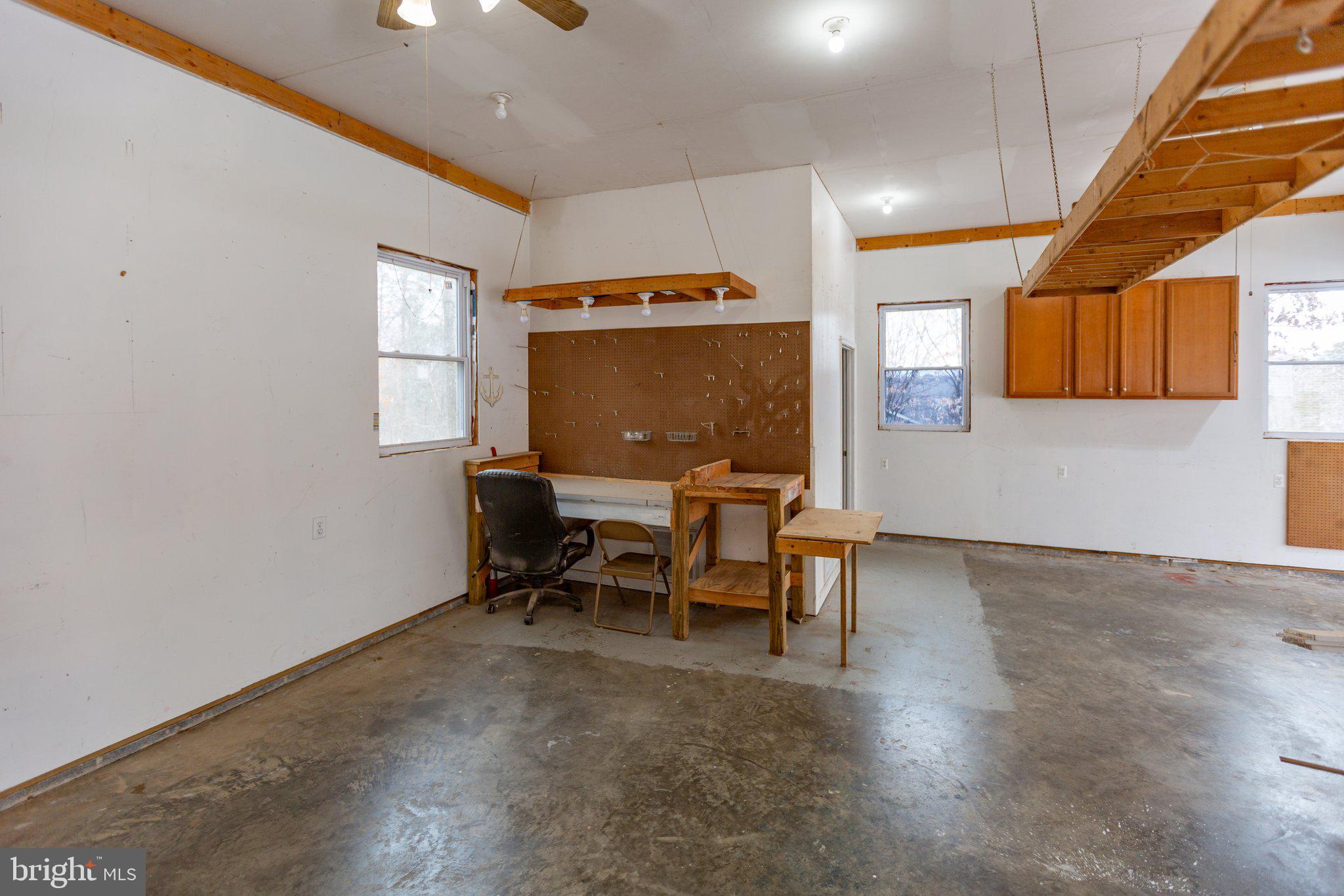 LAURELWOOD - Residential