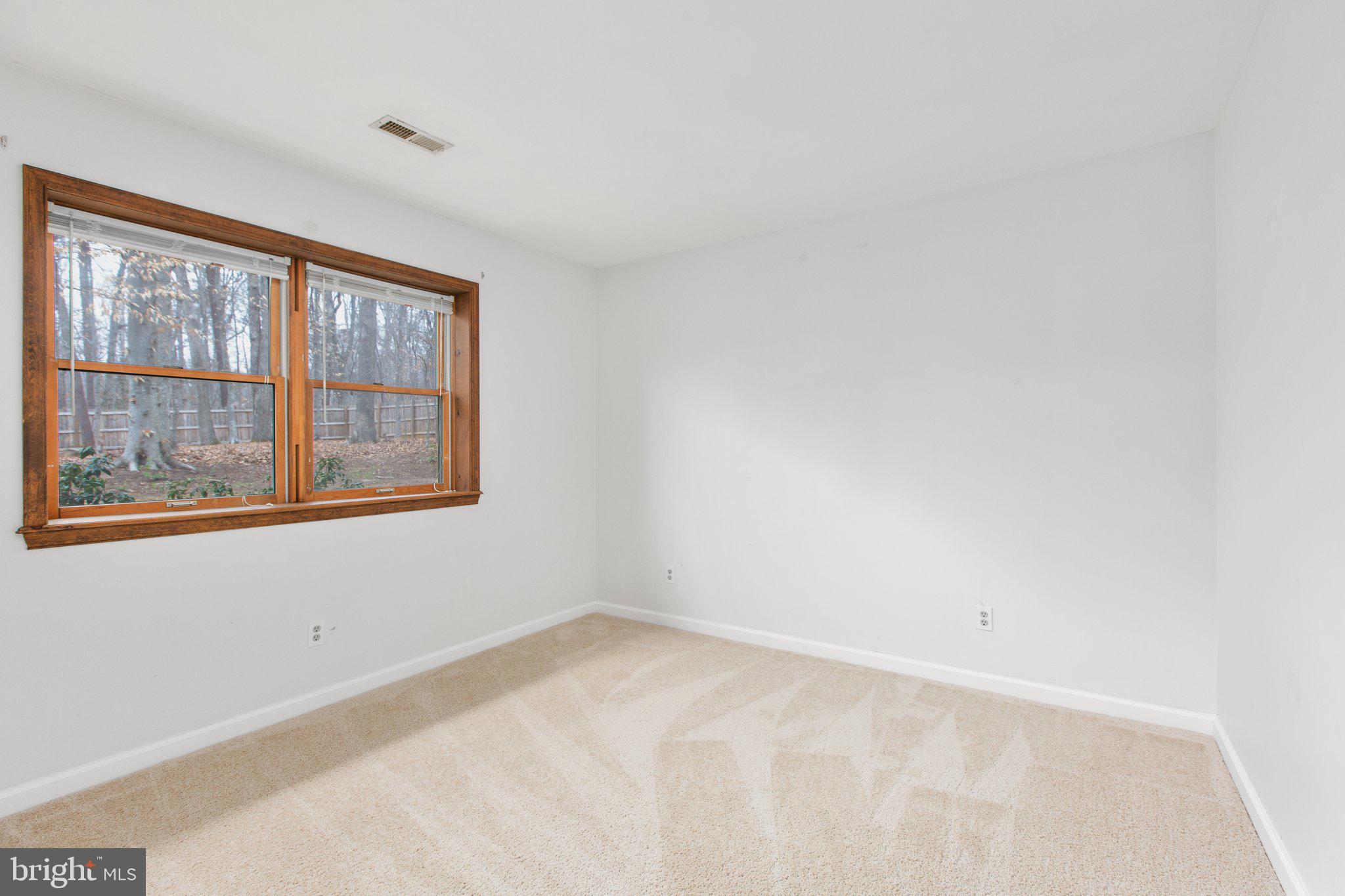 LAURELWOOD - Residential