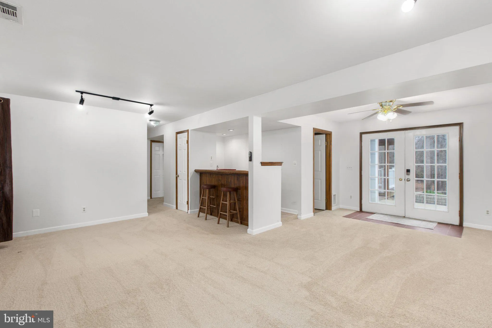 Fredericksburg, Virginia 22406, United States, 4 Bedrooms Bedrooms, ,3 BathroomsBathrooms,Residential,Active,98654