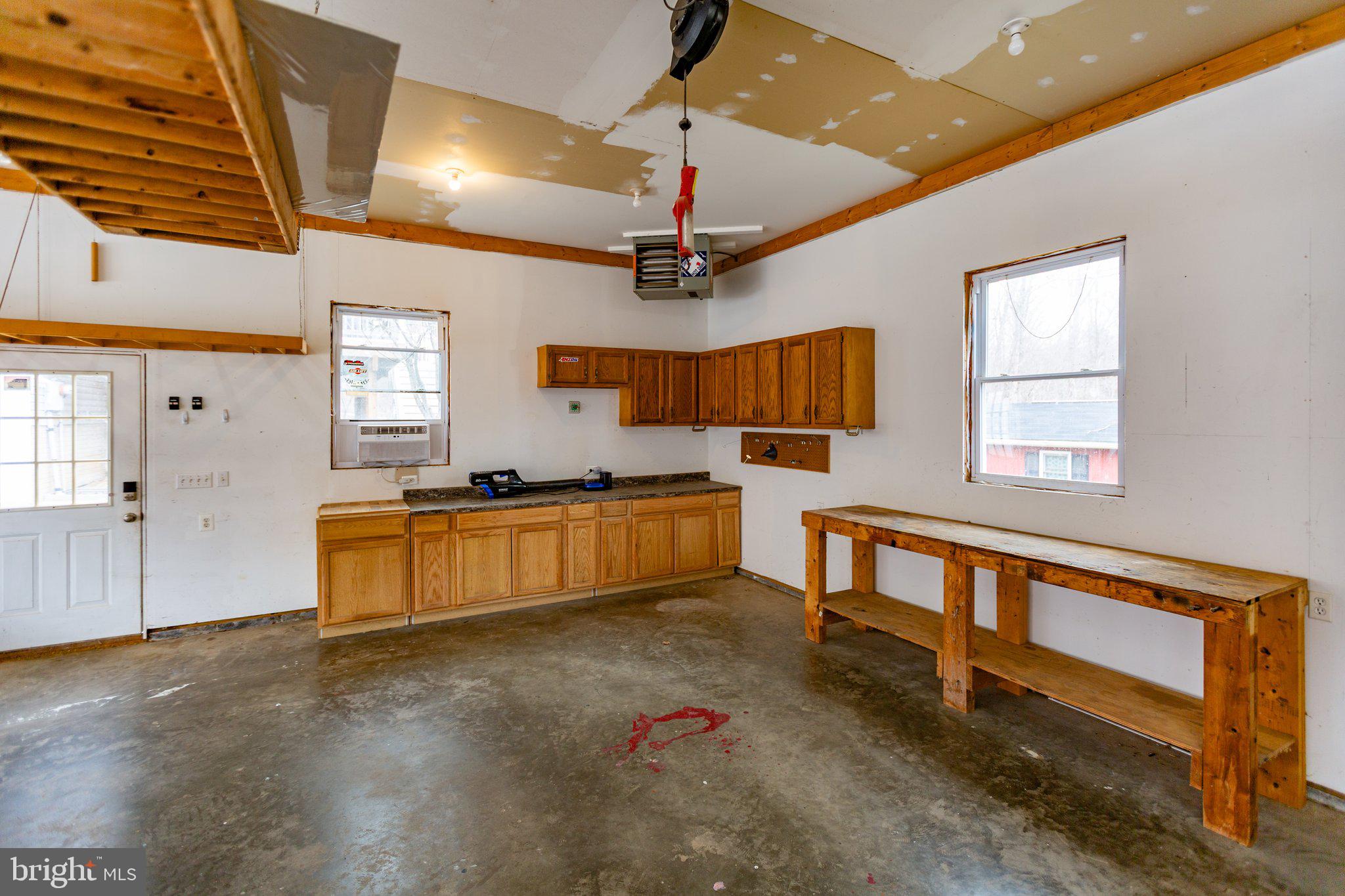 LAURELWOOD - Residential