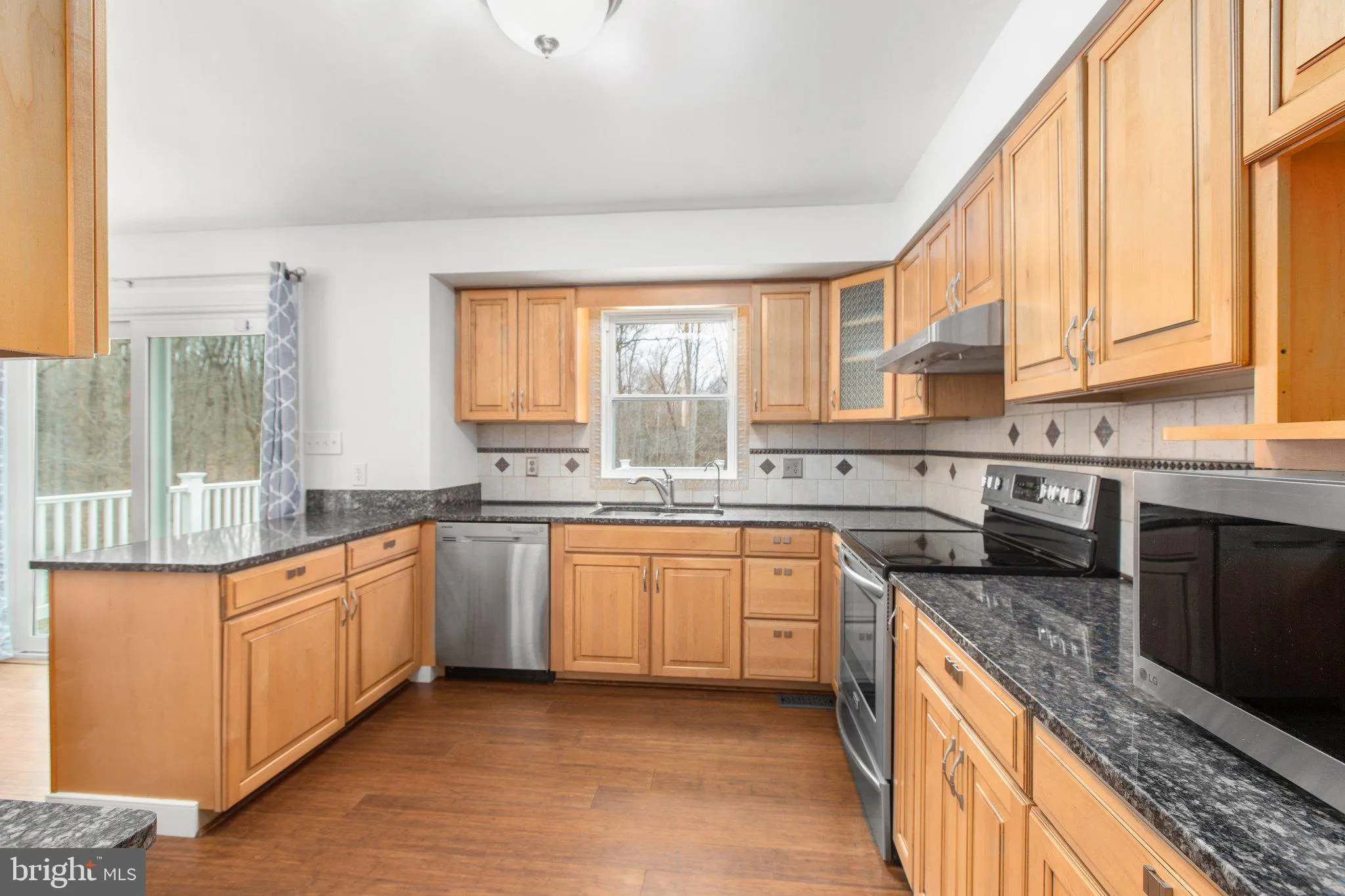 Fredericksburg, Virginia 22406, United States, 4 Bedrooms Bedrooms, ,3 BathroomsBathrooms,Residential,Active,98654