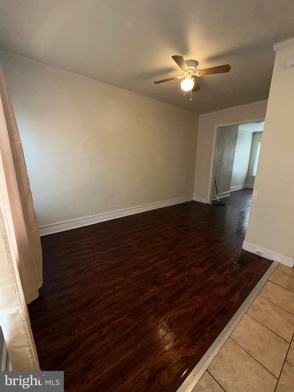 ELMWOOD PARK - Residential