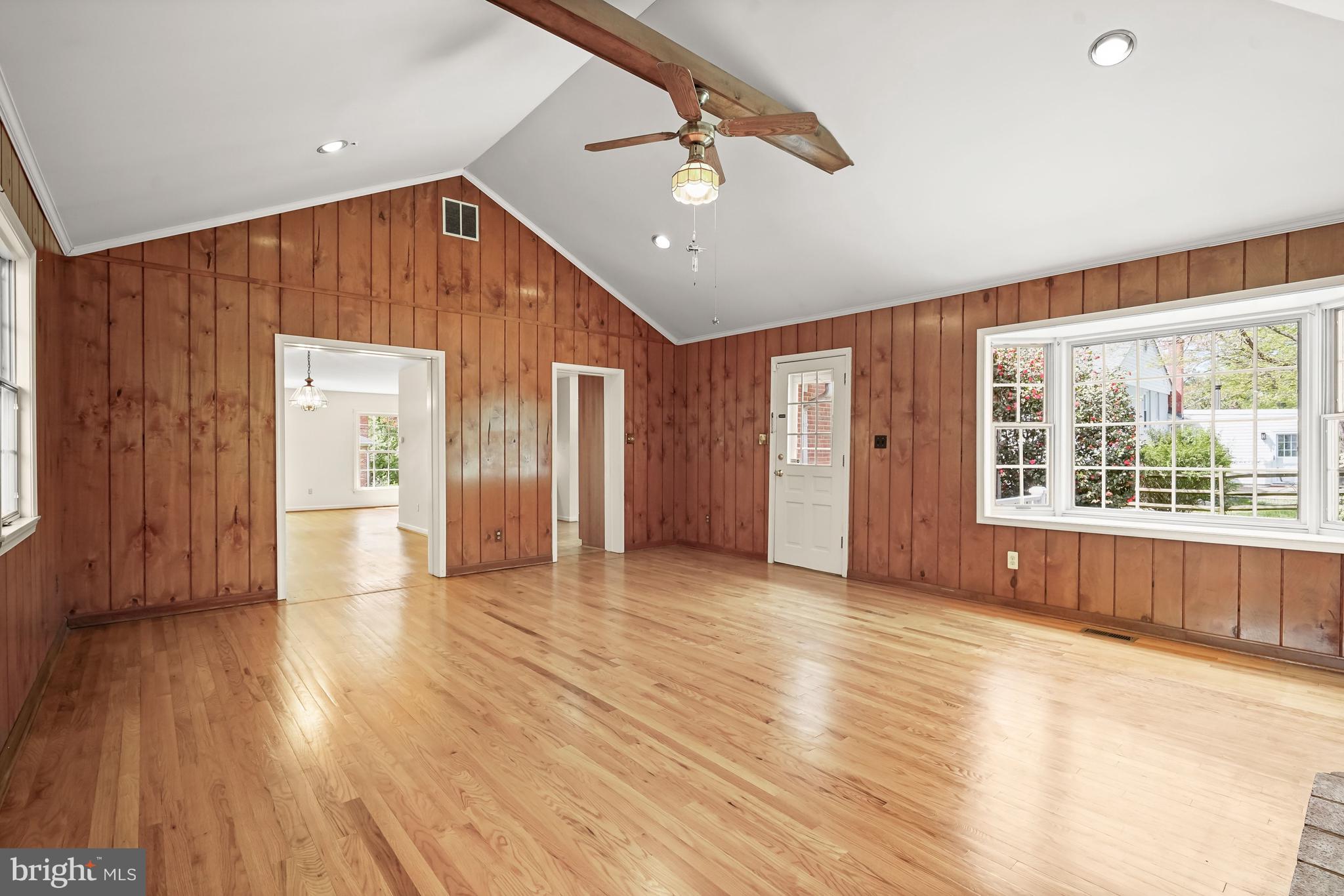 BYEFORDE - Residential