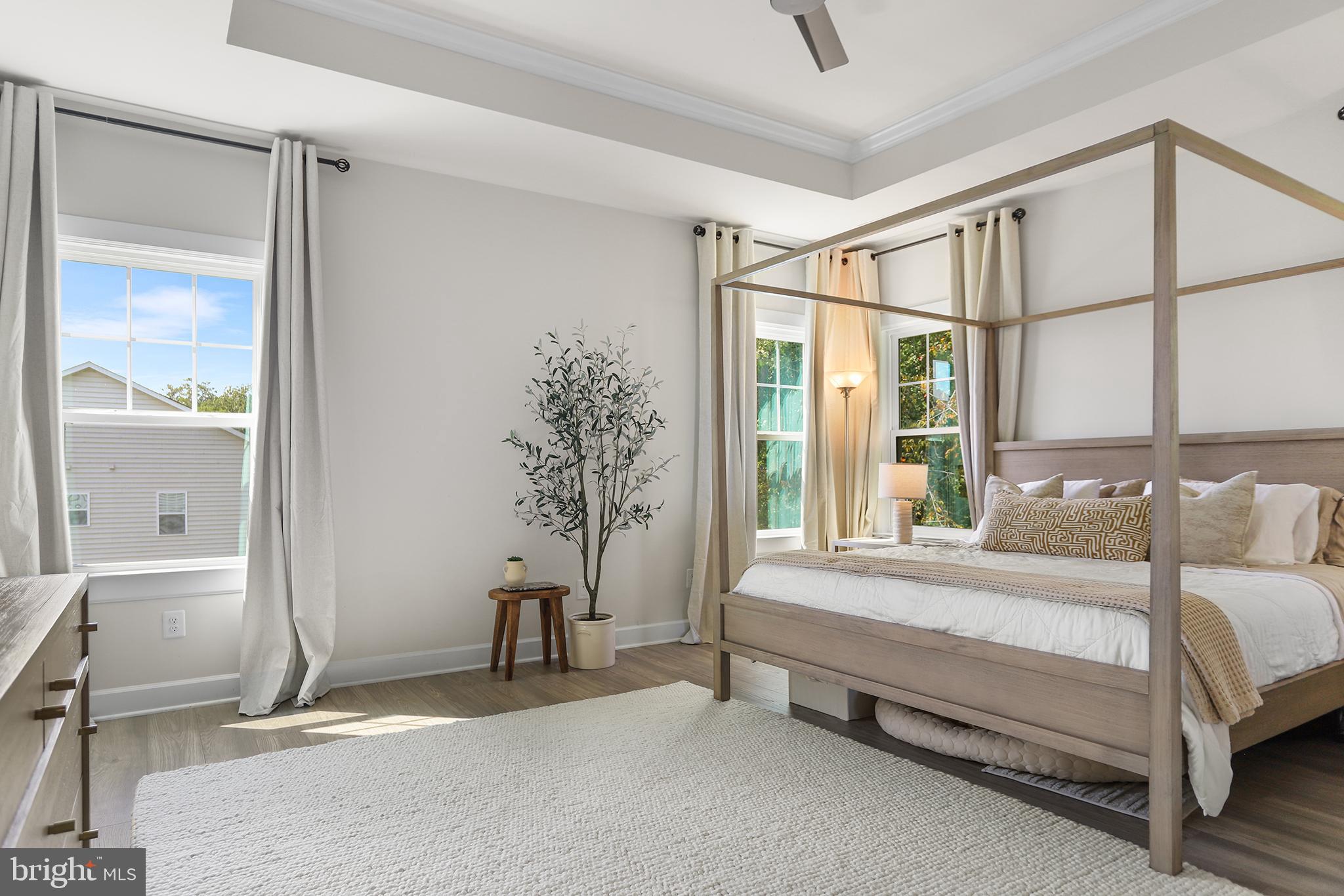 PONDS EDGE - Residential