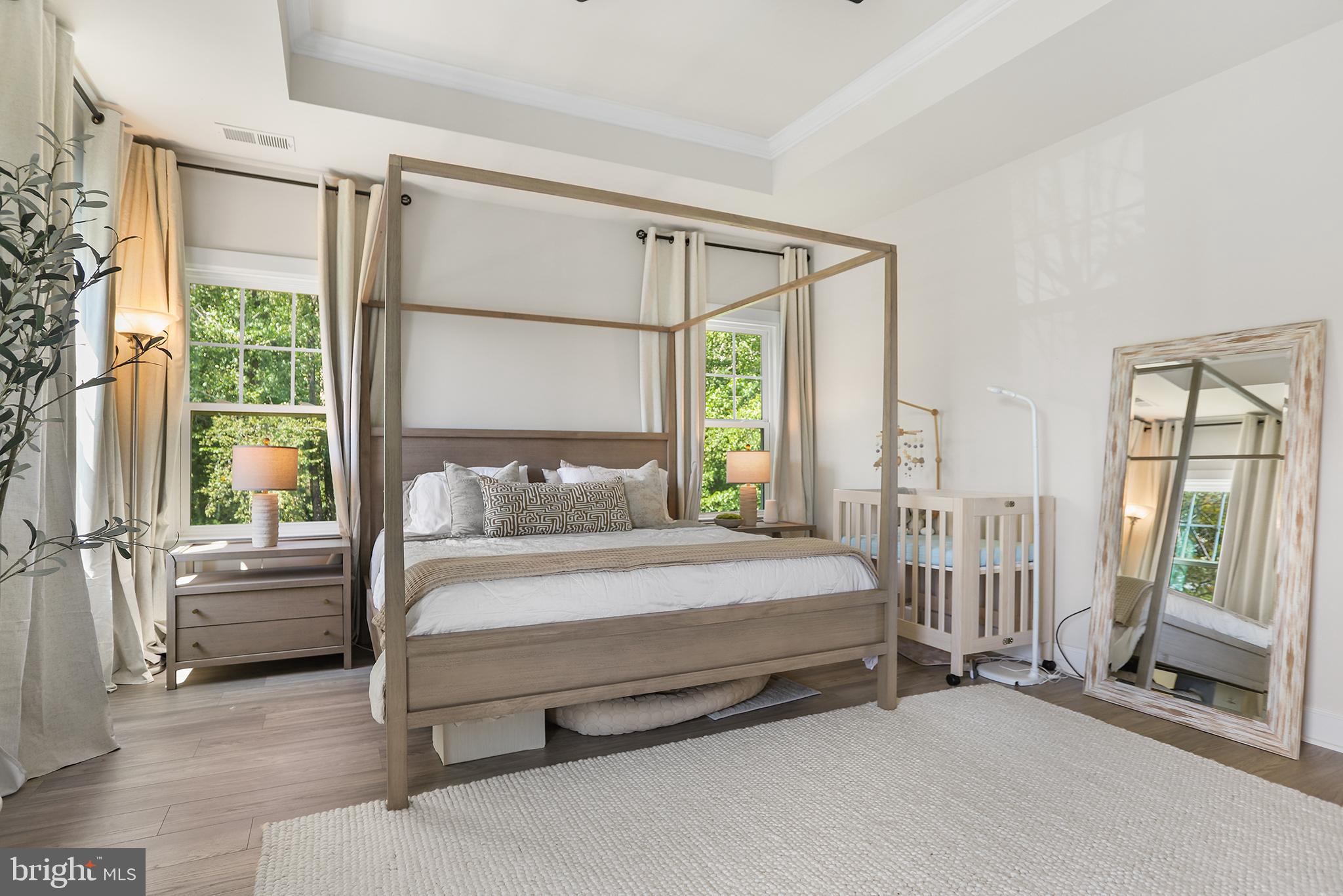 PONDS EDGE - Residential