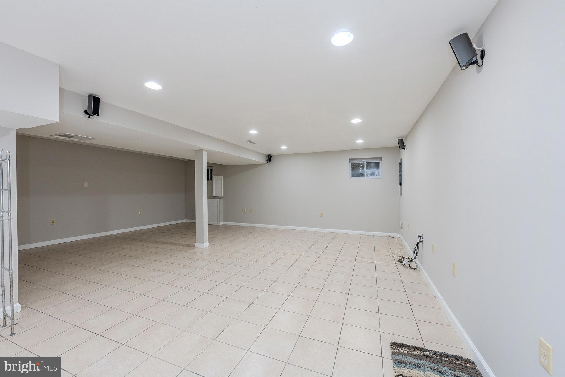 BEDFORD - Residential