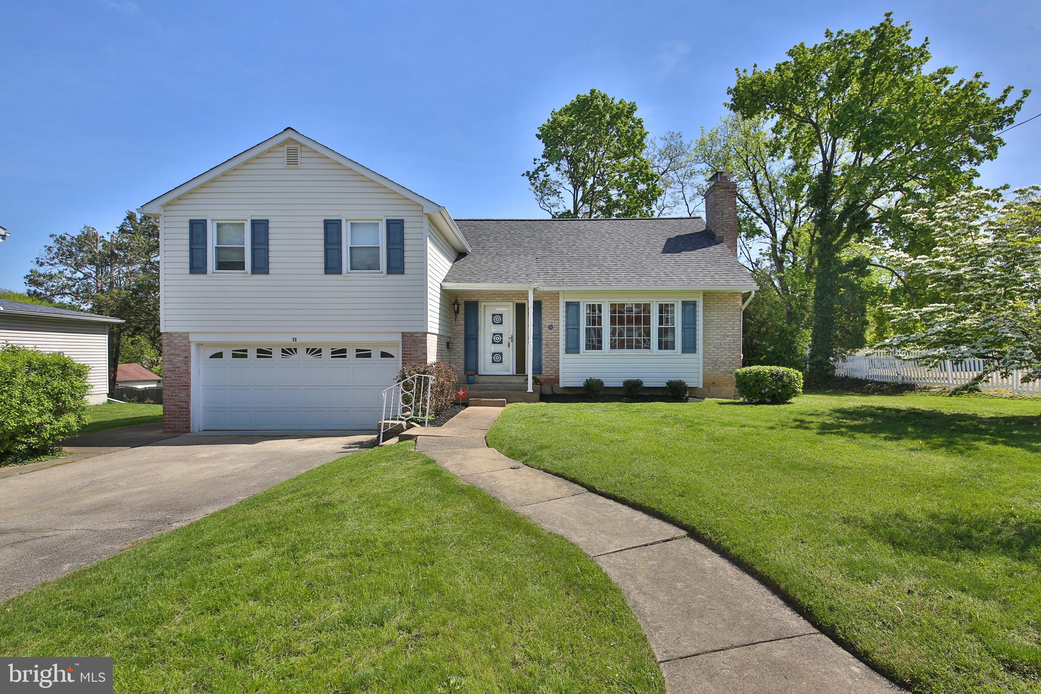 10 GLENN CIRCLE