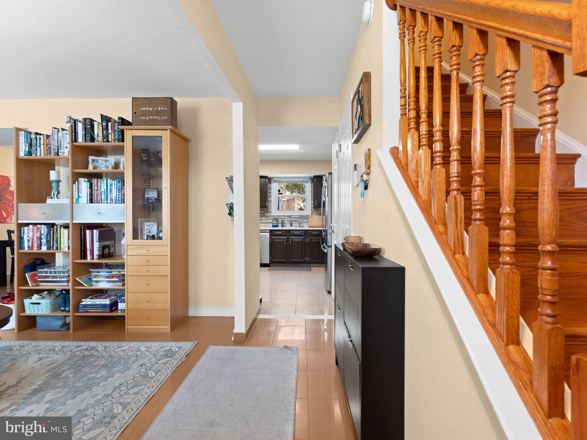 657 S QUEEN ANNE DRIVE