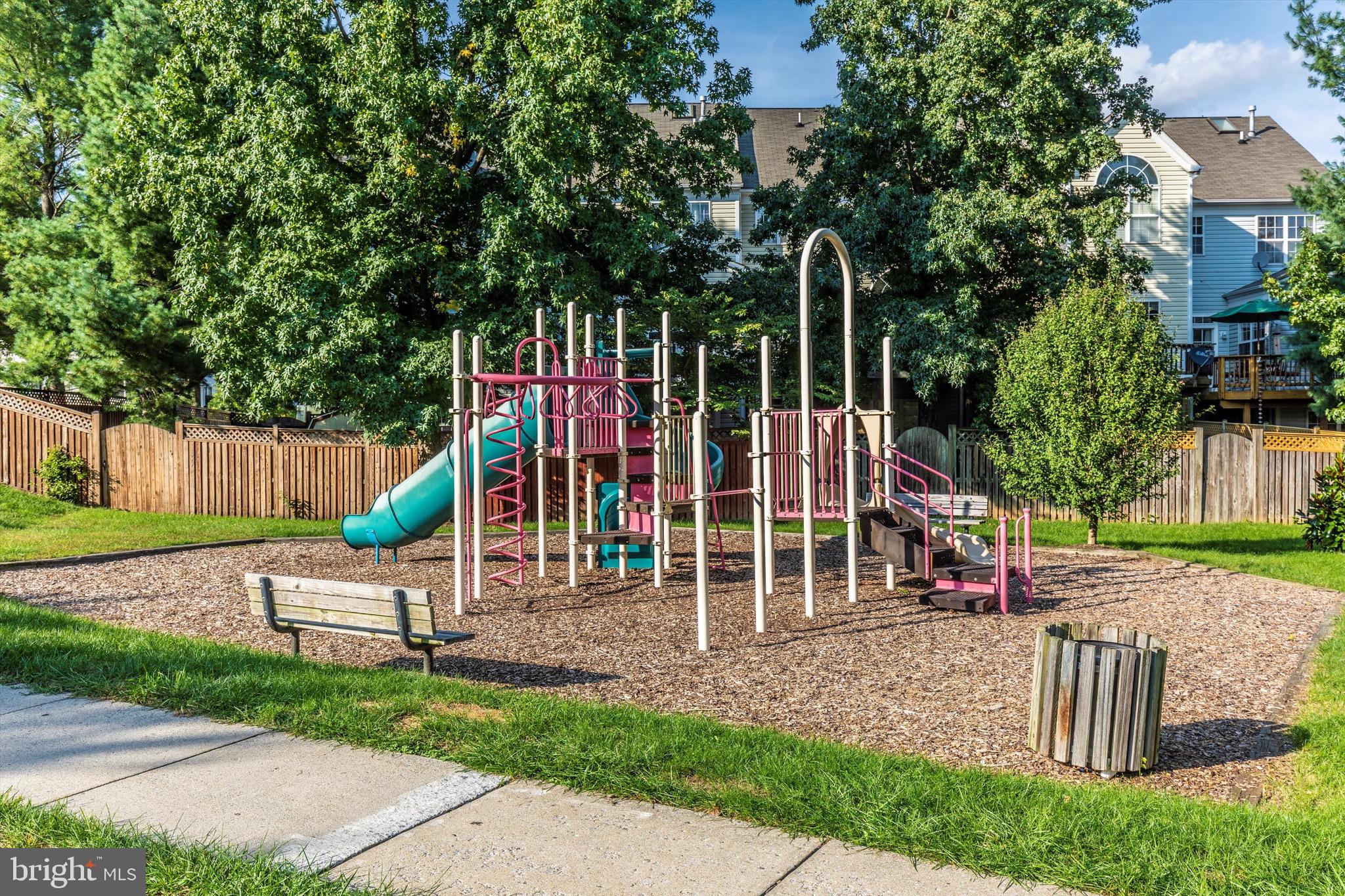 TUSCARORA KNOLLS - Residential