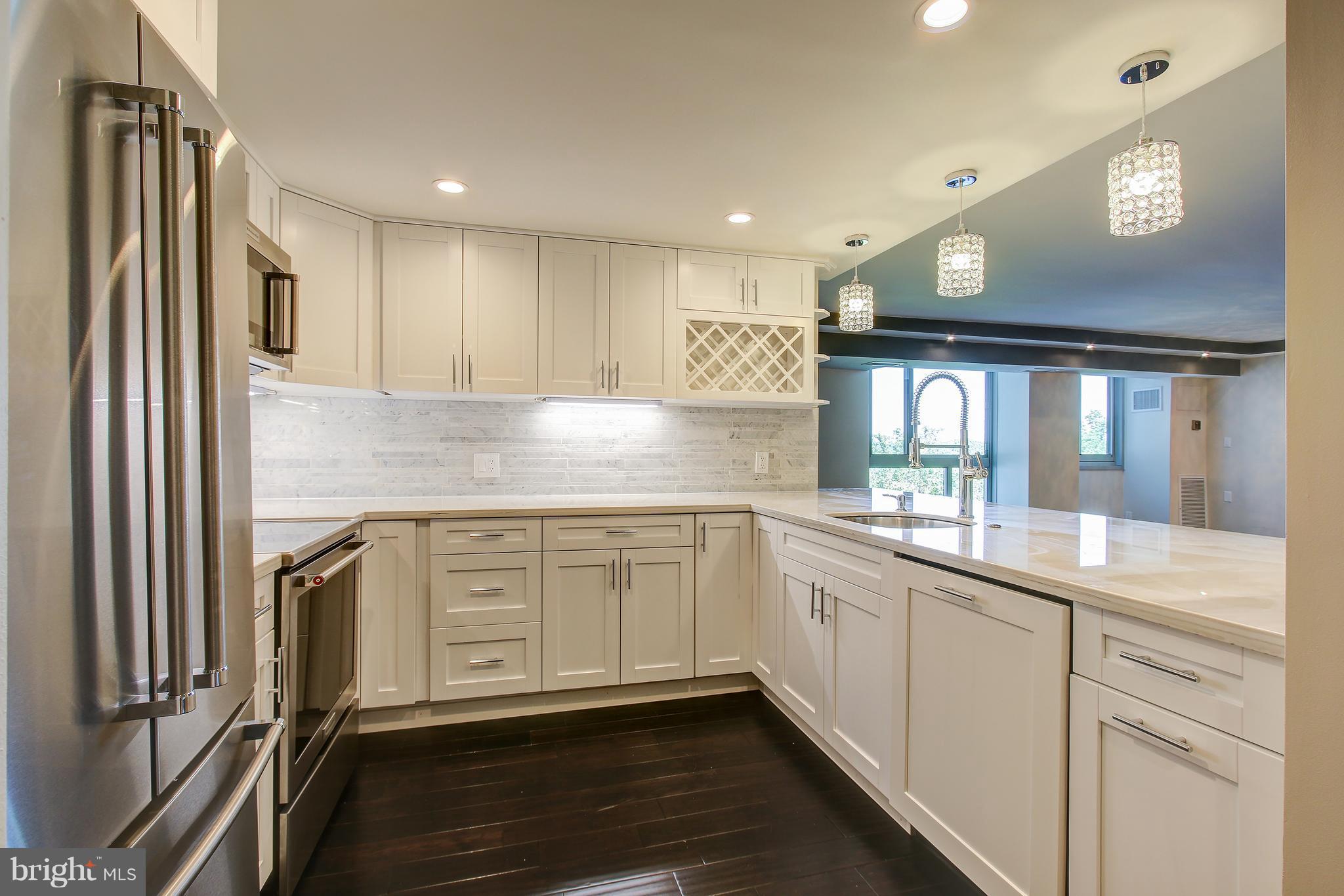 THE ELIZABETH - Residential