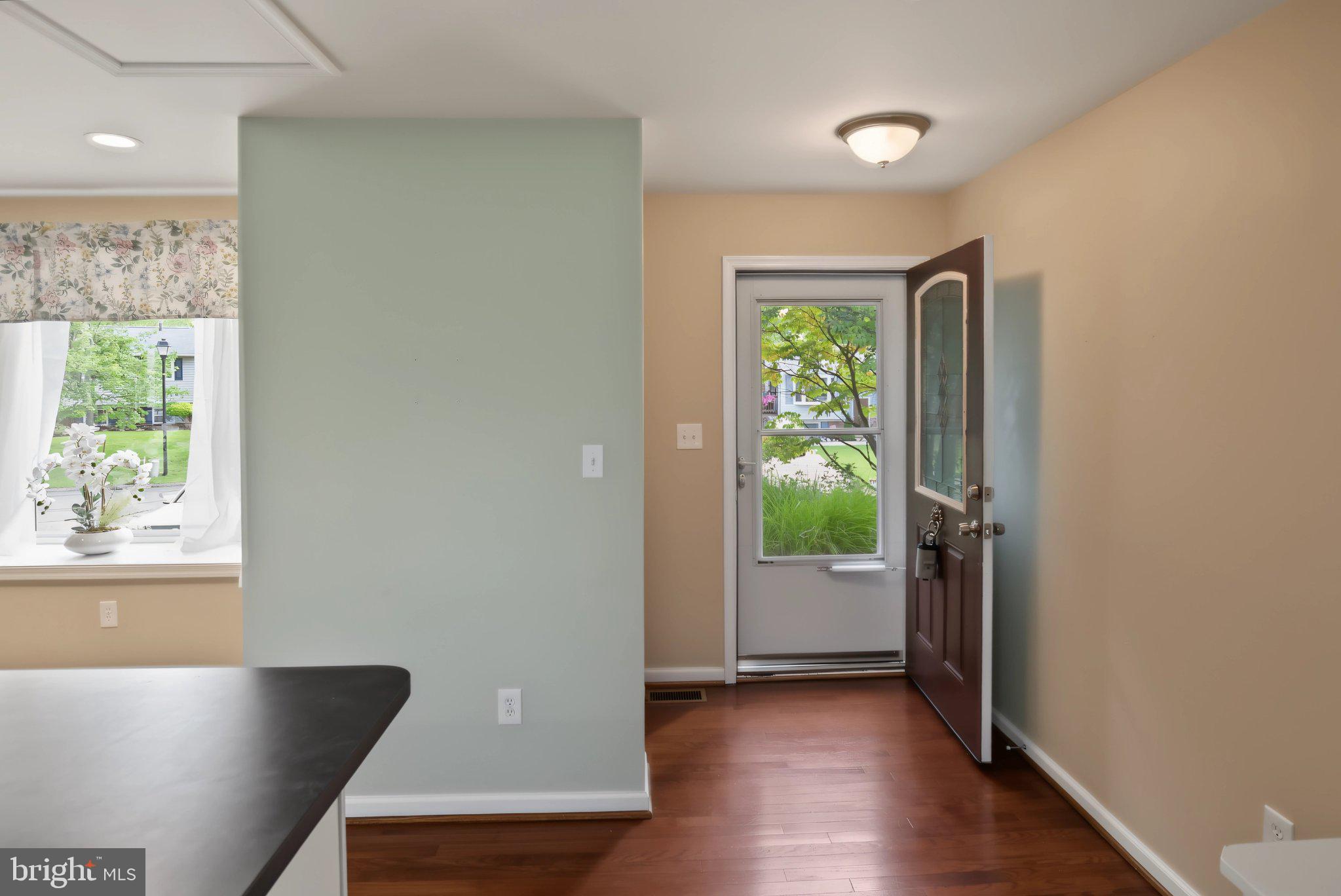 422 PORPOISE LANE