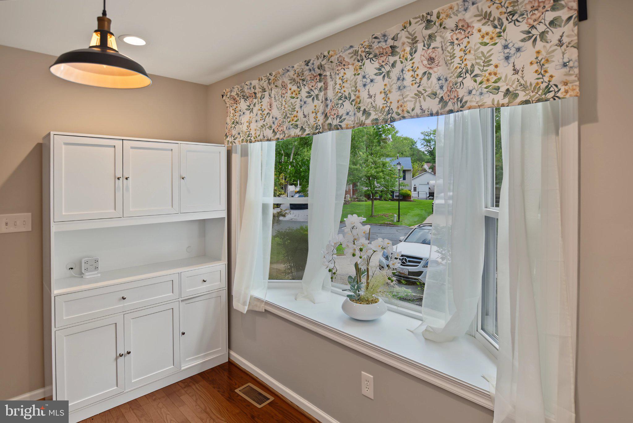 422 PORPOISE LANE