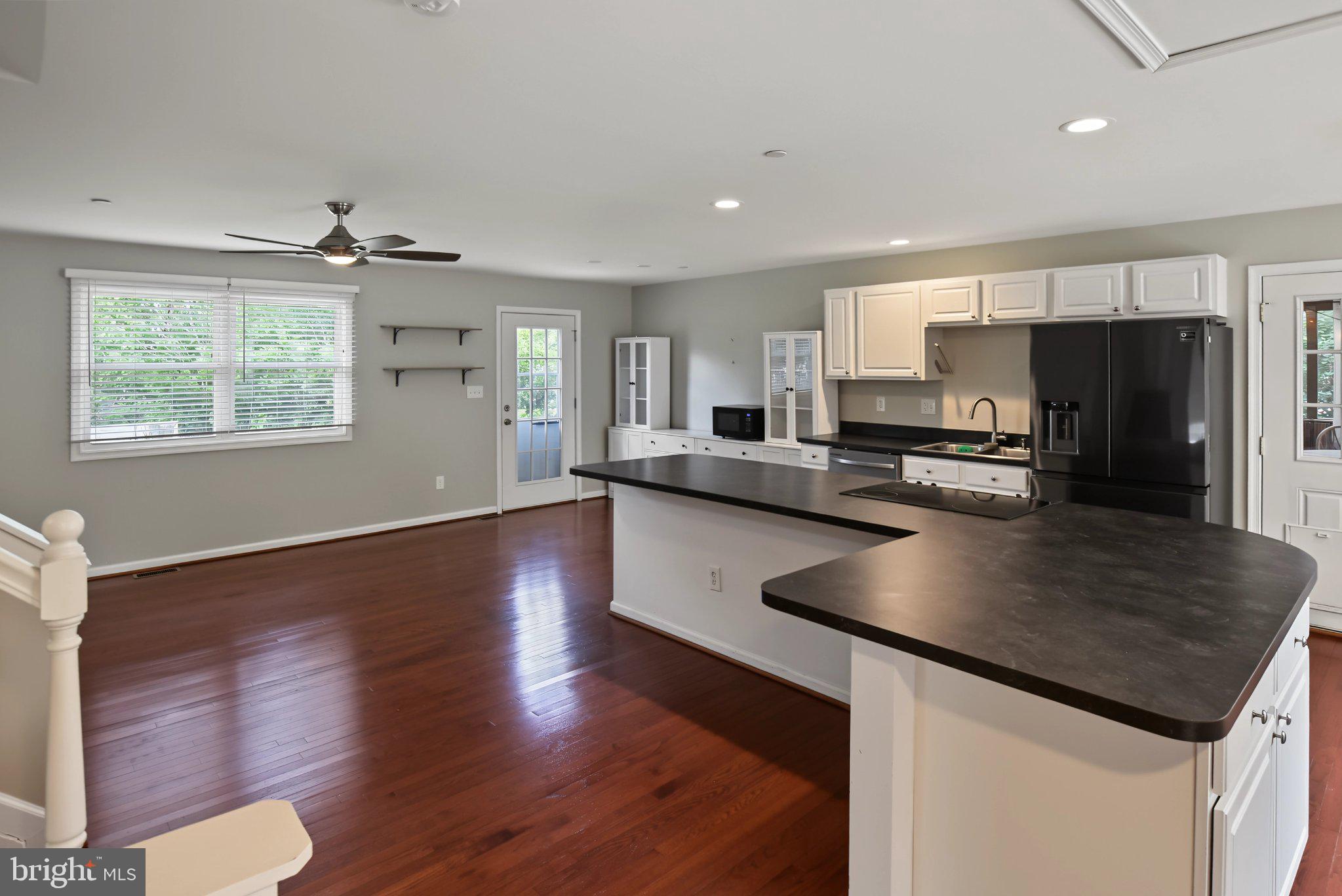 422 PORPOISE LANE