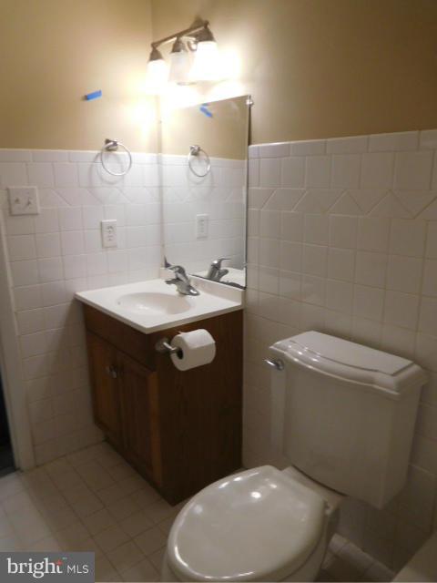 DALE CITY - Residential Lease